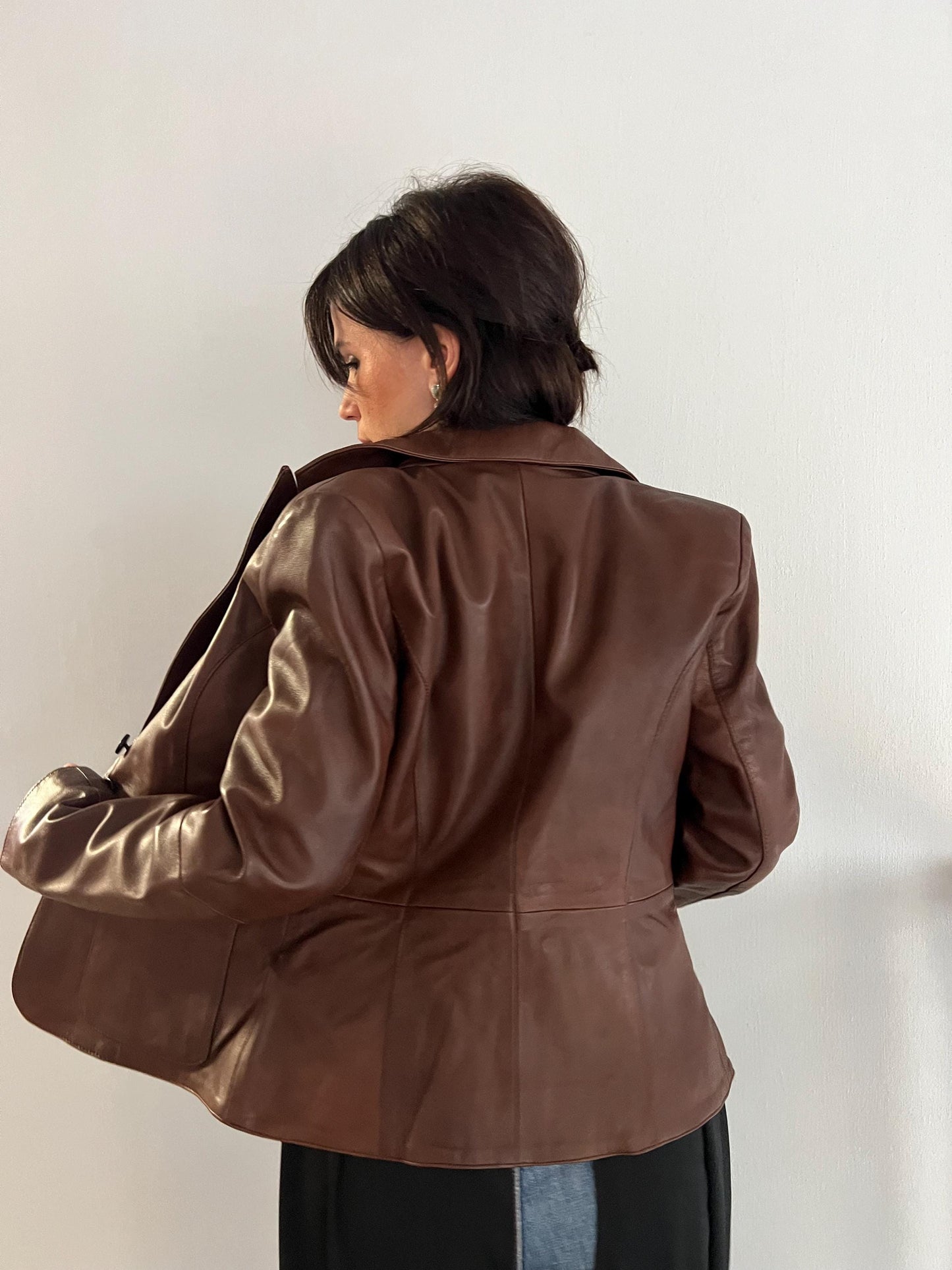 Handmade Nappa Lamb Leather Jacket in choco Brown - Fitted leather blazer with button closure.