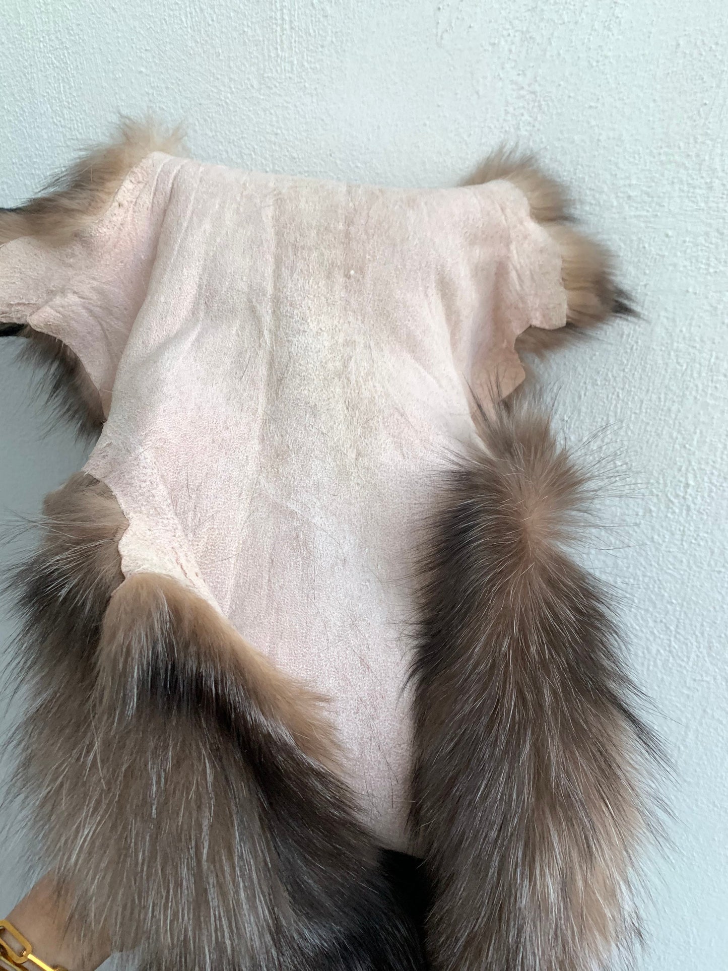 Genuine Crystal Fox Fur Pelt: Luxury DIY Craft skin from saga auction.