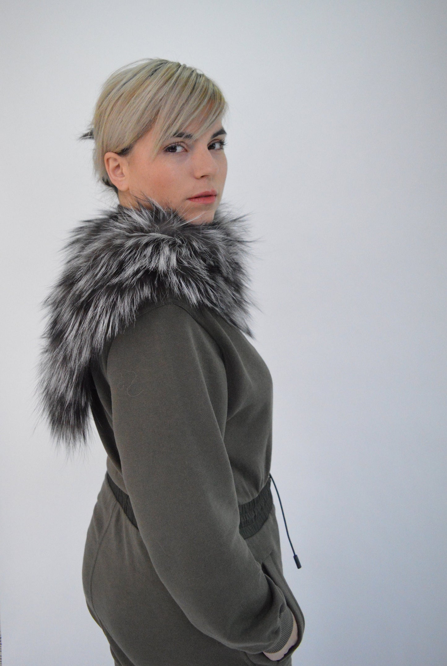 Real Silver Fox Fur Collar: Bridal Winter Stole Shawl