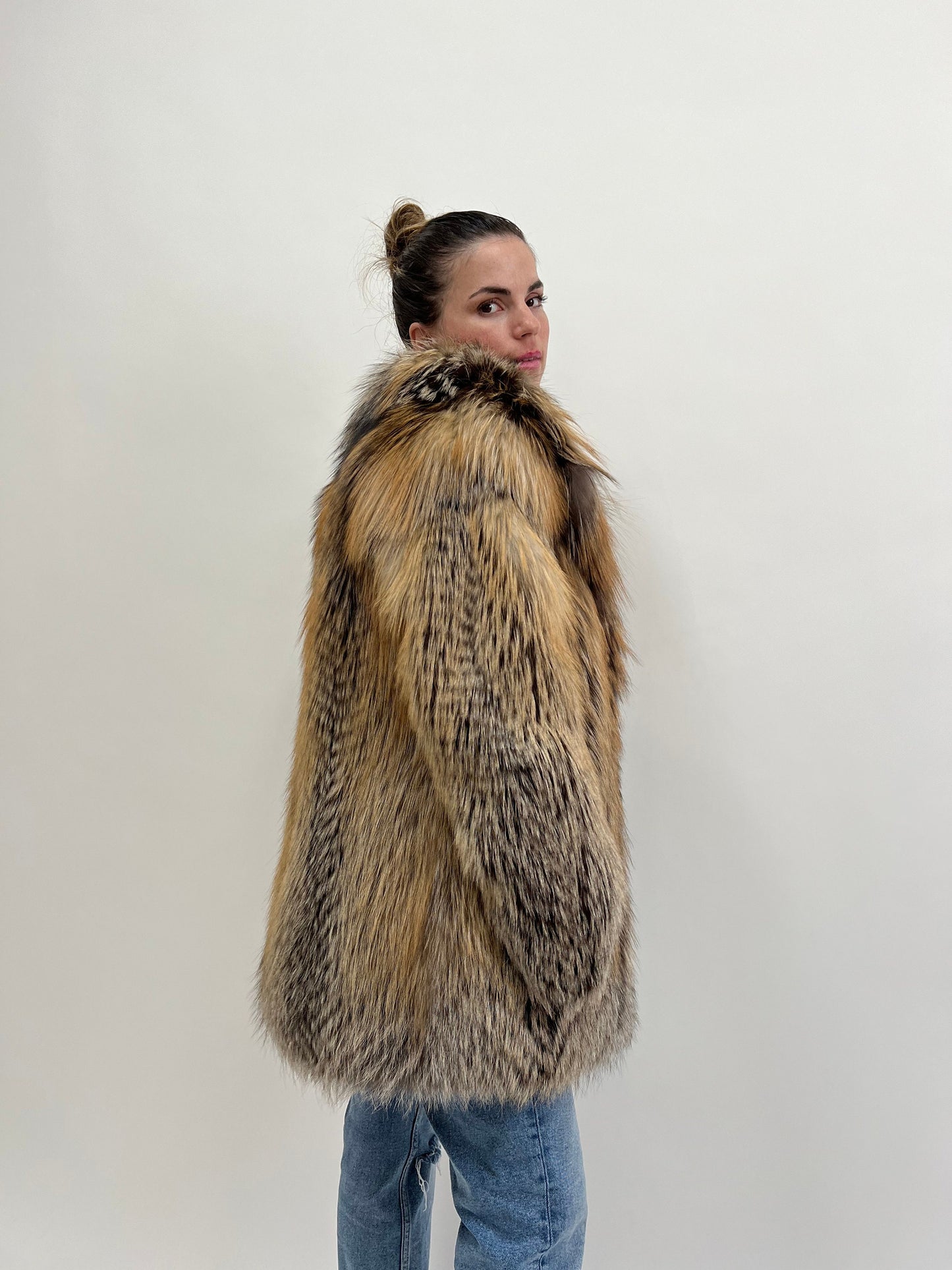 Gold Cross Fox Fur Coat: High Collar Luxury Stroller