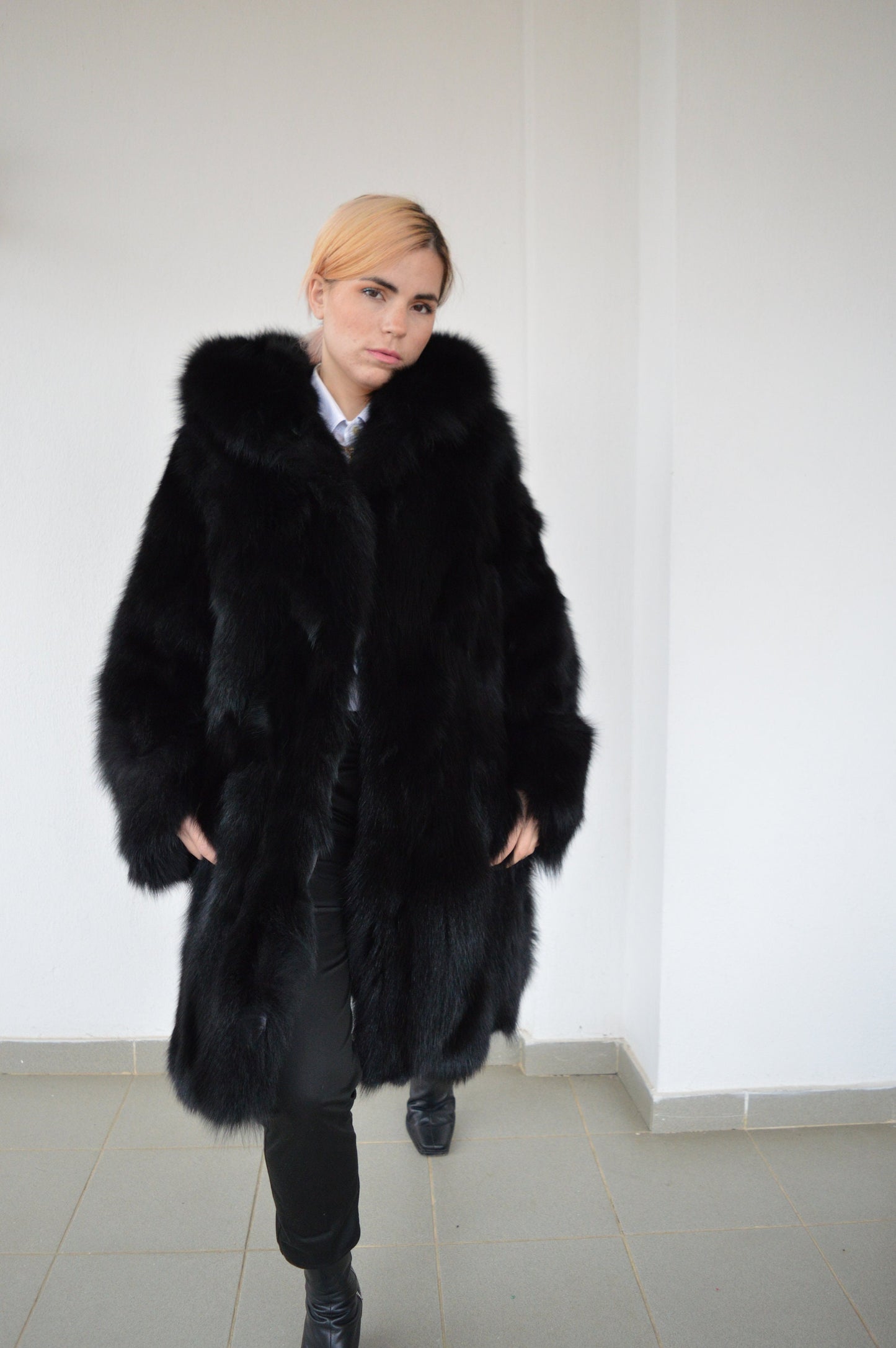Handmade Black Fox Fur Hooded Coat: Luxury Winter Stroller