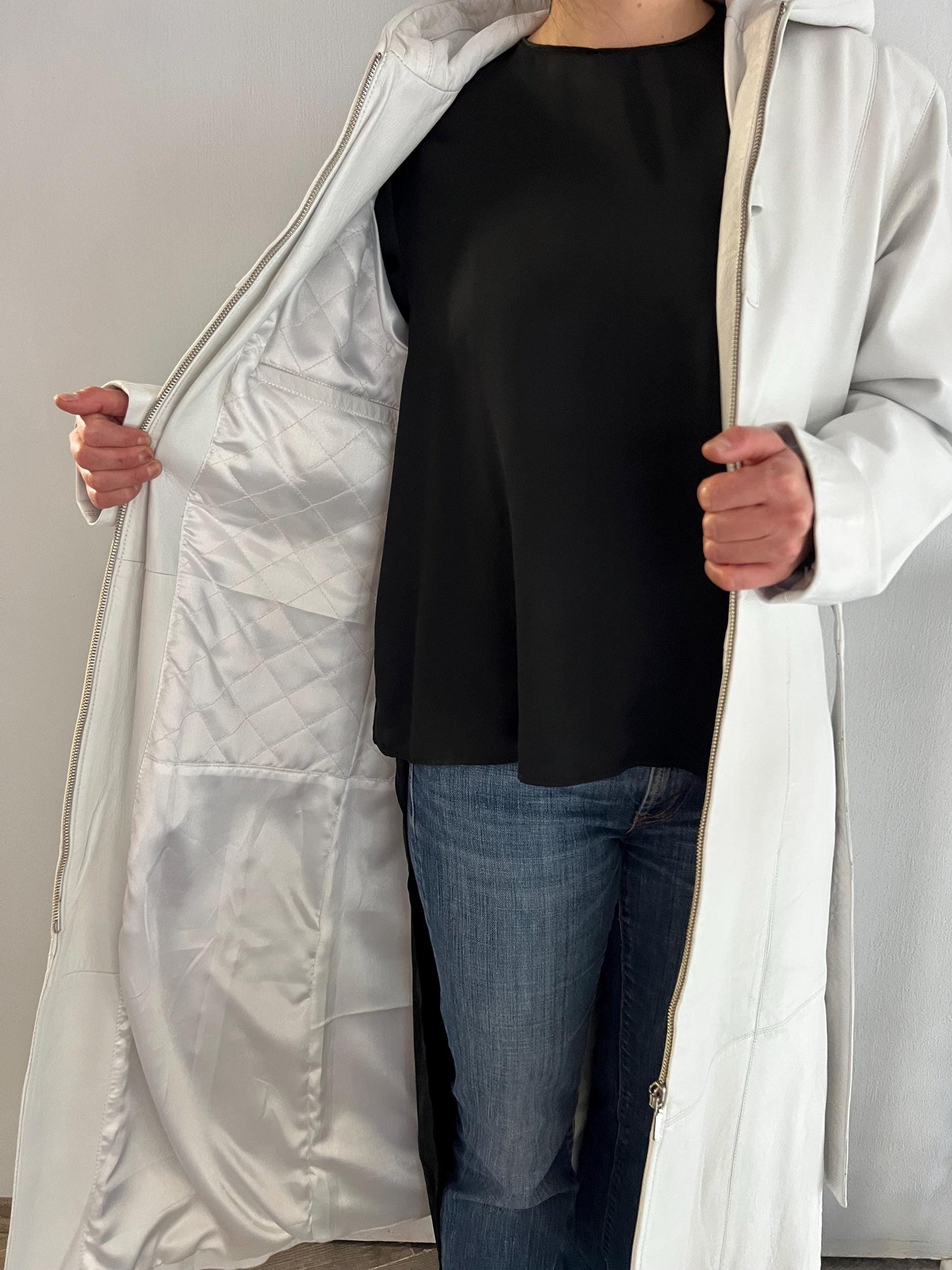 Handmade Nappa buttery Lambskin Leather Coat: Hooded Belted White Jacket