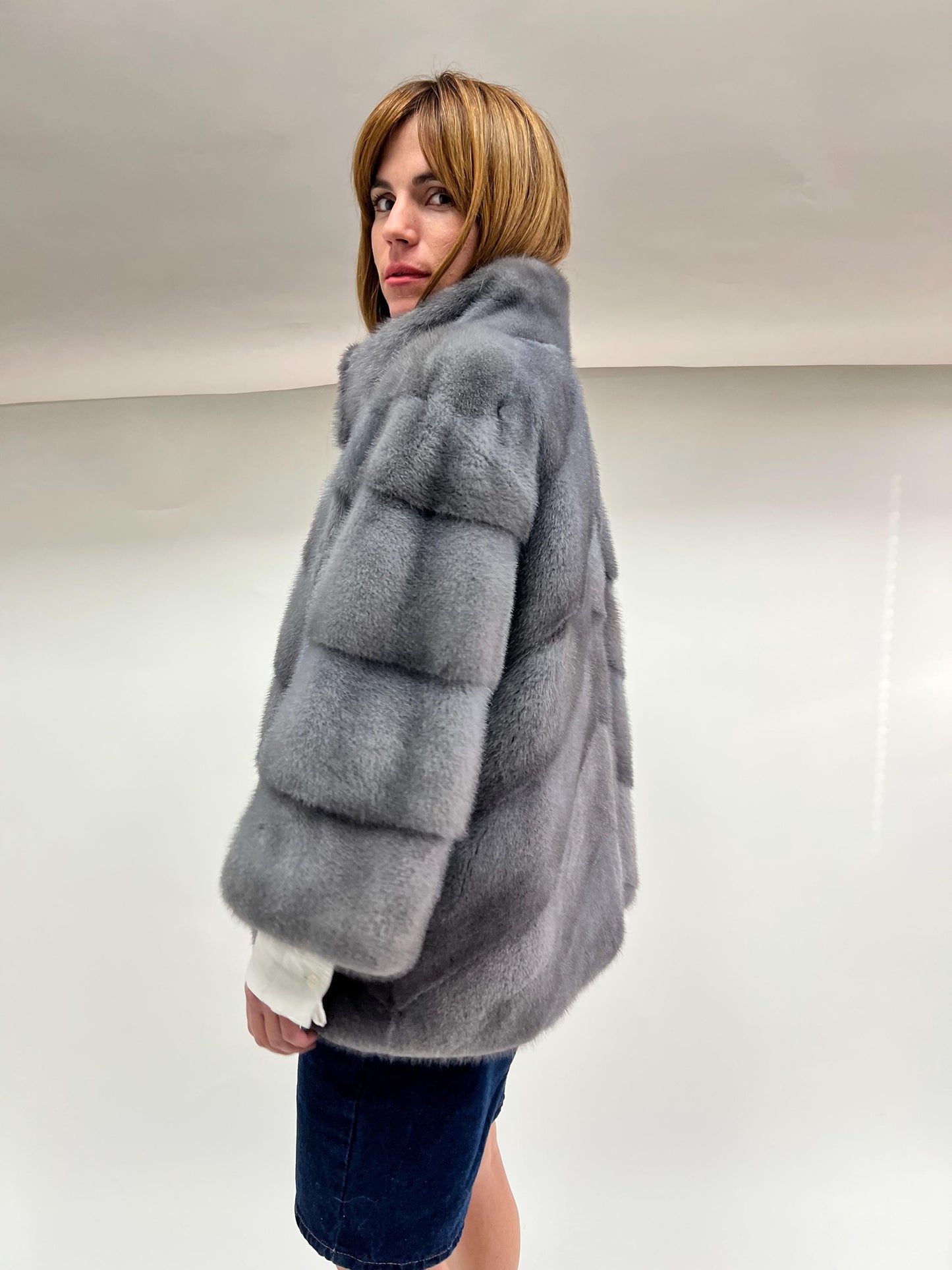 Real Silver Grey Mink Fur Coat - Saga Pelt, High Collar