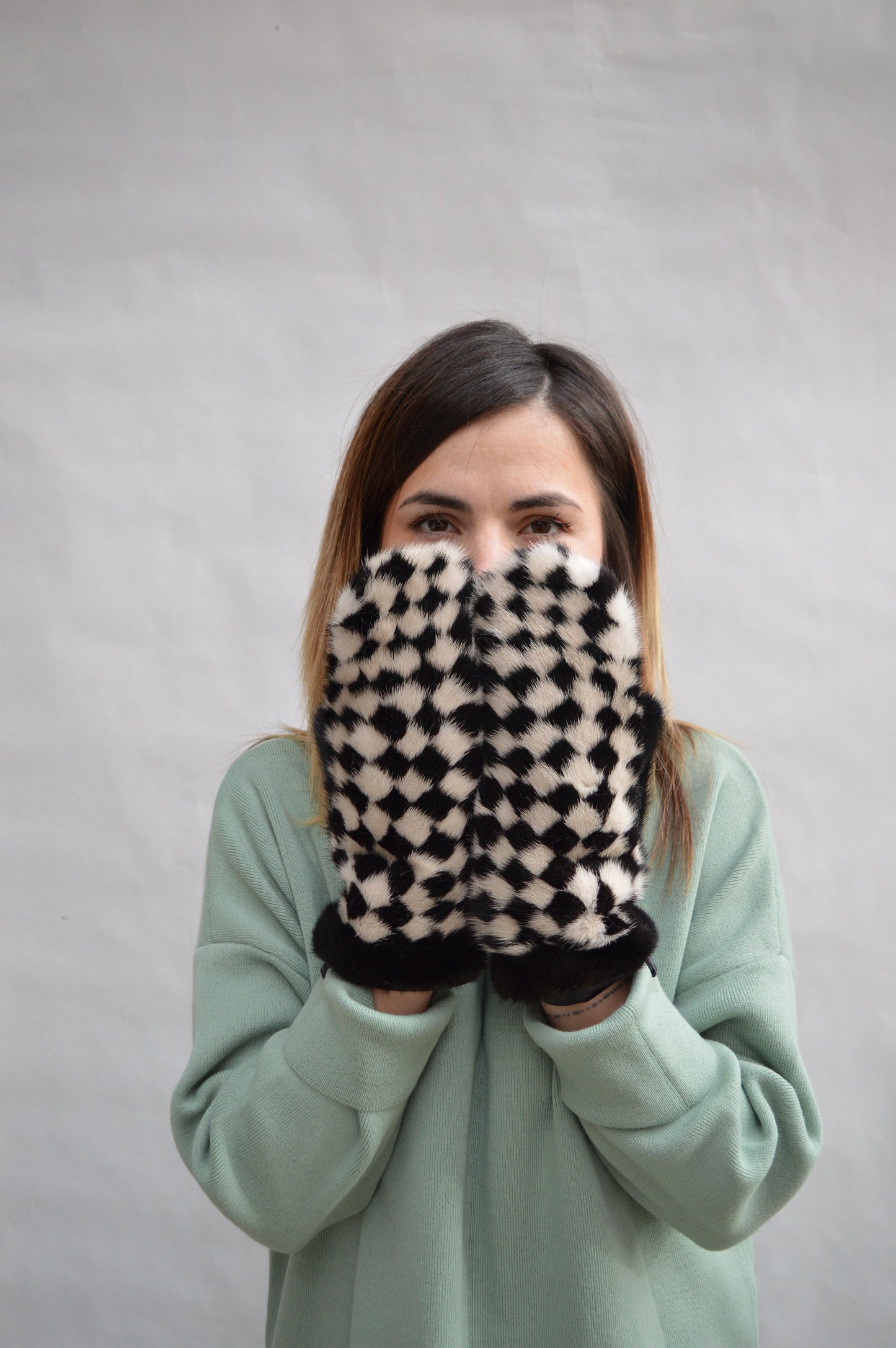 Chess Mink Fur Mittens: Nappa Leather Adjustable String