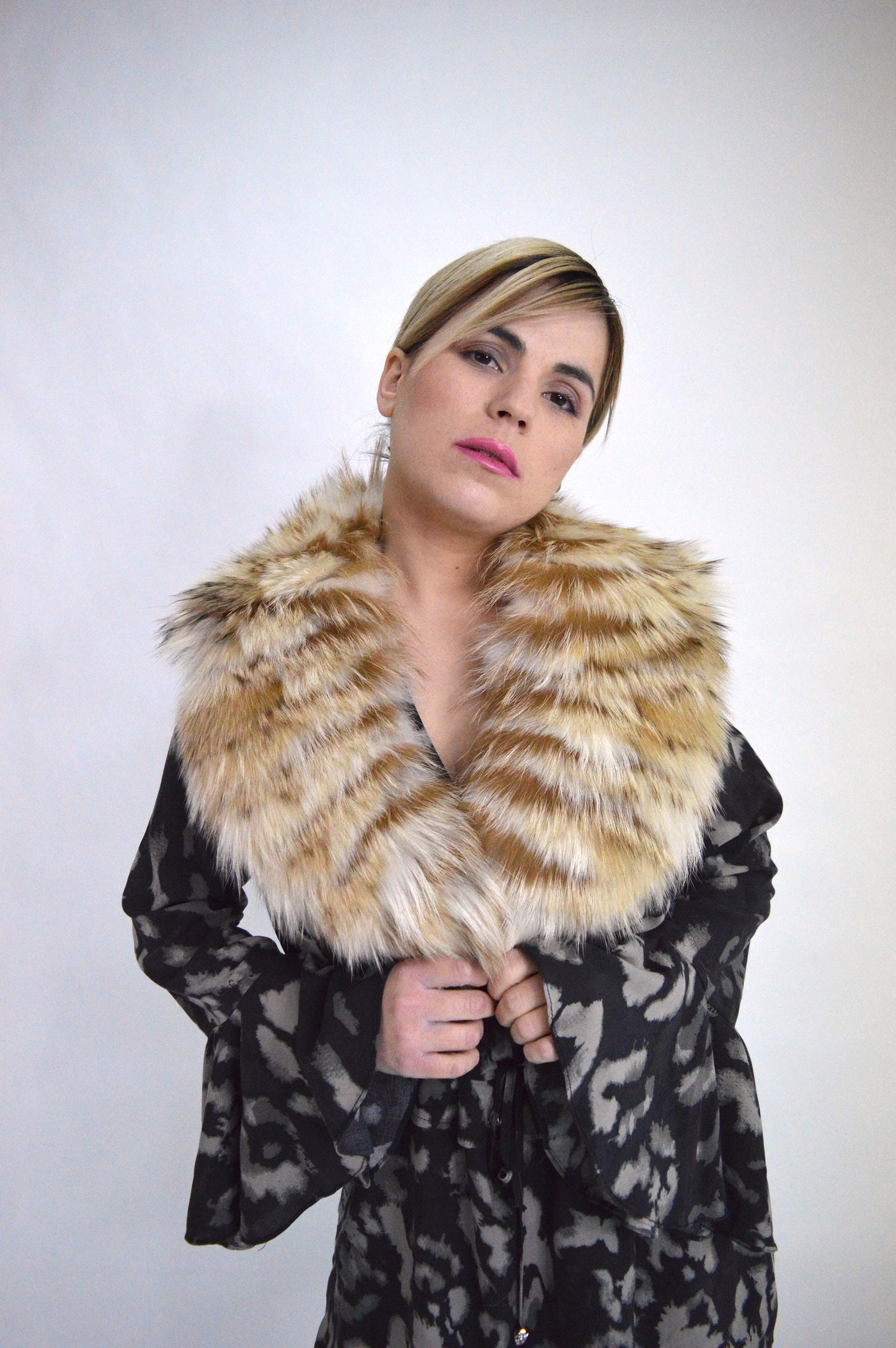 Real Beige Fox Fur Collar: Tan Brown Fur Stole, Luxury Gift