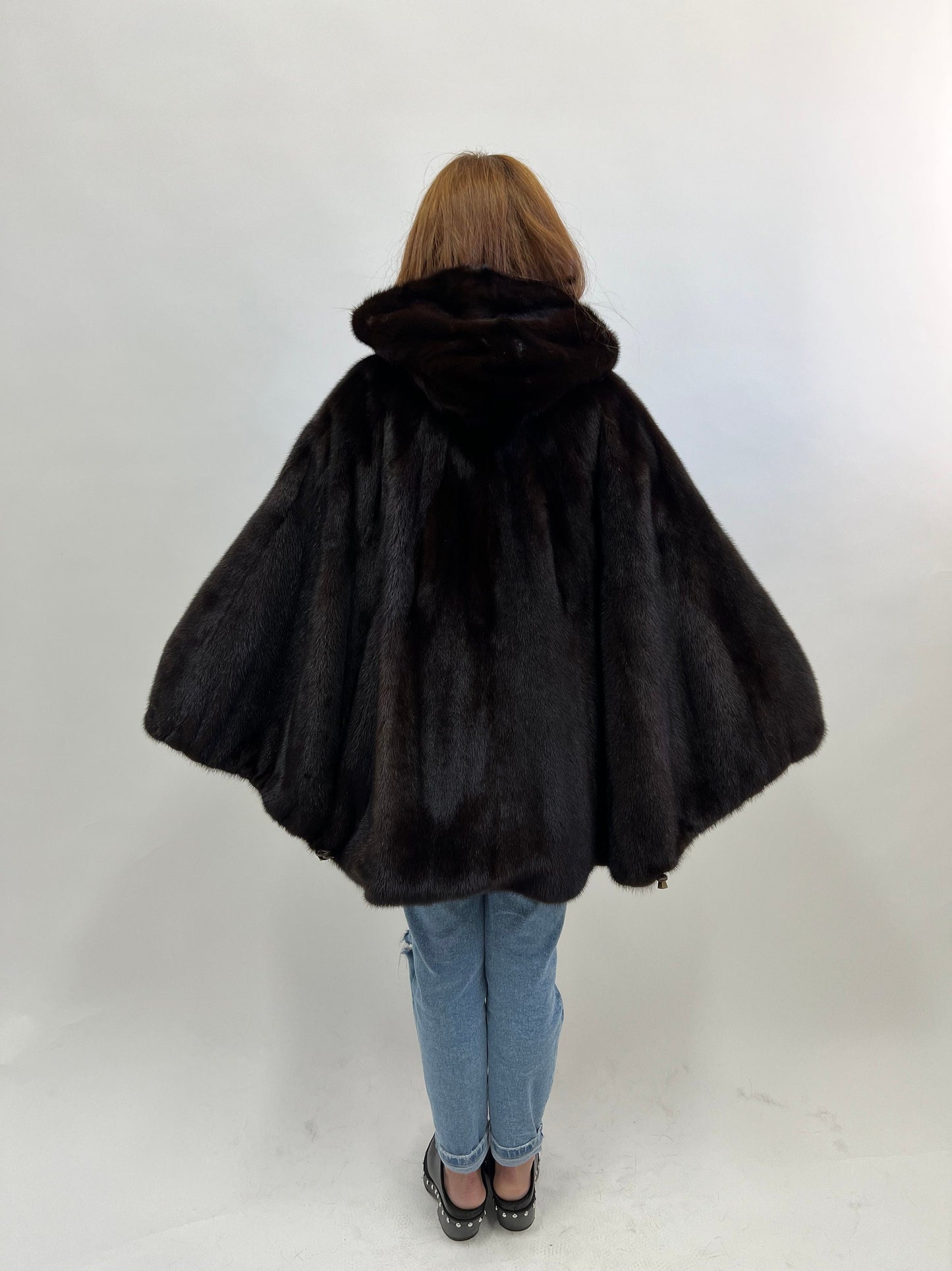 Mahogany Mink Fur Hooded Cape: Luxury Poncho with Pockets