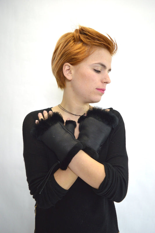 Shearling Fingerless Gloves: Black Rex Rabbit Fur Trim
