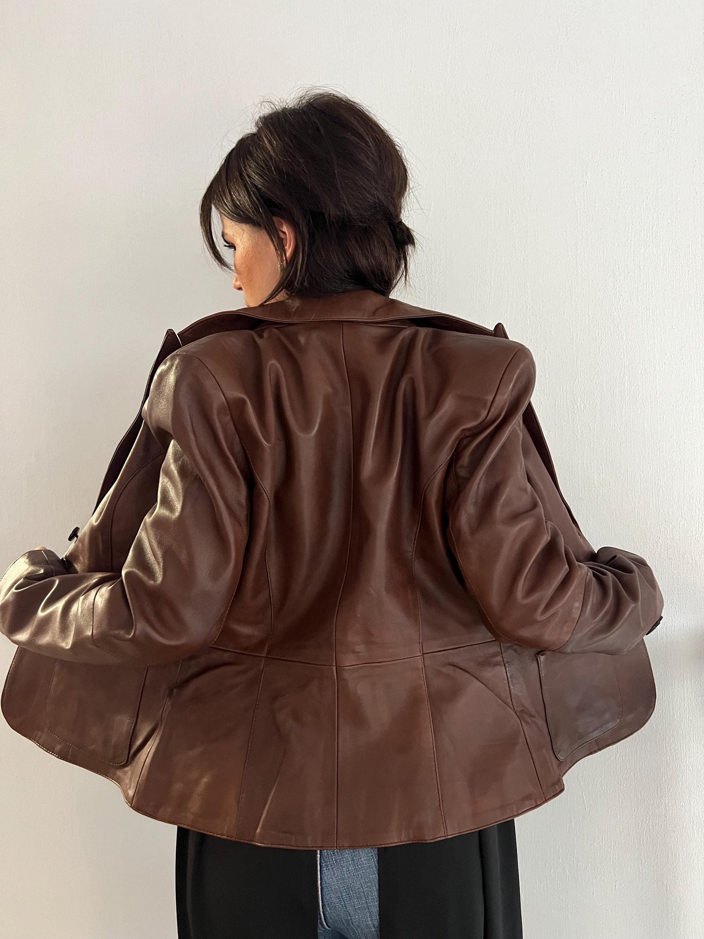 Handmade Nappa Lamb Leather Jacket in choco Brown - Fitted leather blazer with button closure.