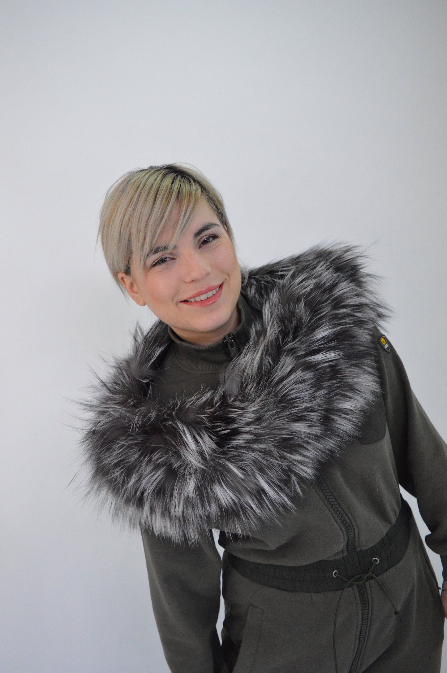 Real Silver Fox Fur Collar: Bridal Winter Stole Shawl