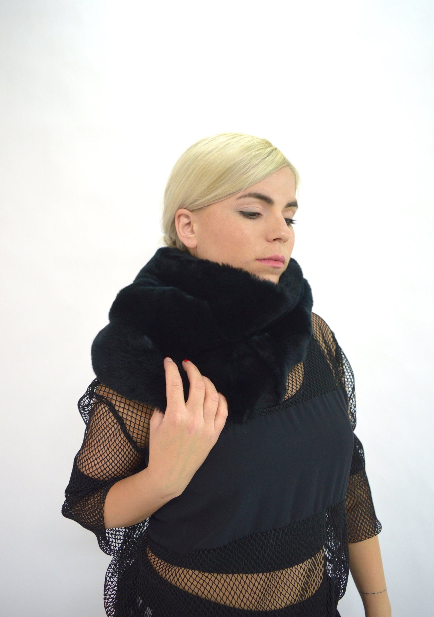 Real Rex Rabbit Fur Cowl: Black Loop Scarf
