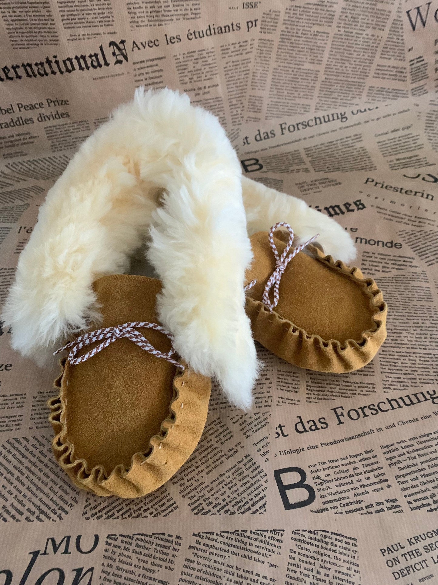 Shearling Fur Slippers: Women's Genuine Sheepskin Leather Shoes