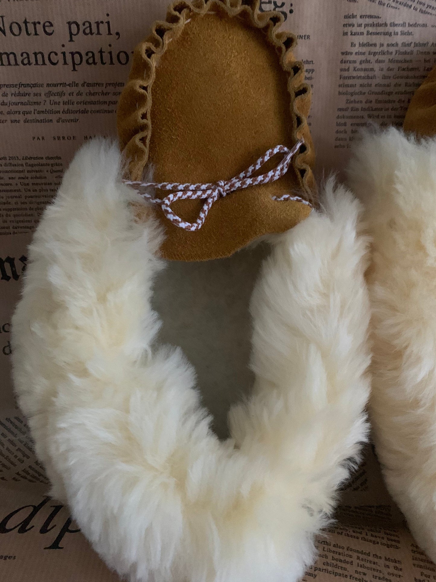 Shearling Fur Slippers: Women's Genuine Sheepskin Leather Shoes