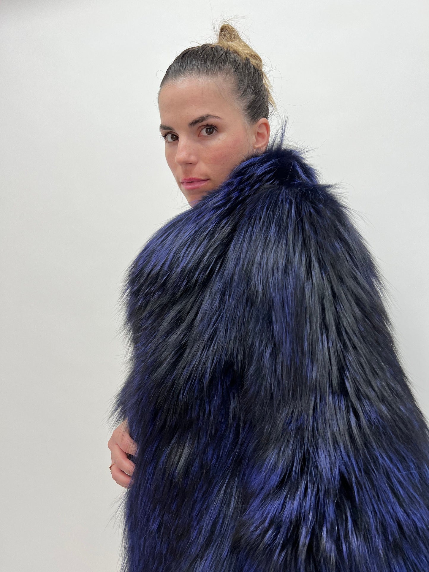 Real Navy Blue Fox Fur Coat: Luxury Women's Stroller, Size Large
