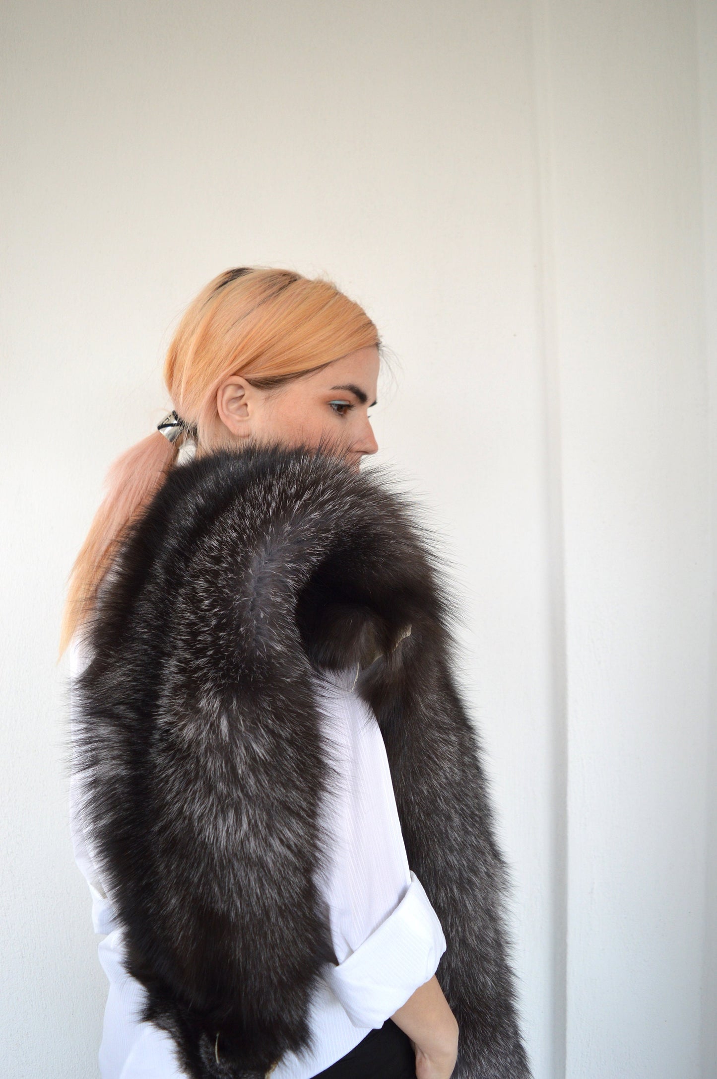 Genuine Saga Frost Fox Fur Pelt: Luxury DIY Craft Material