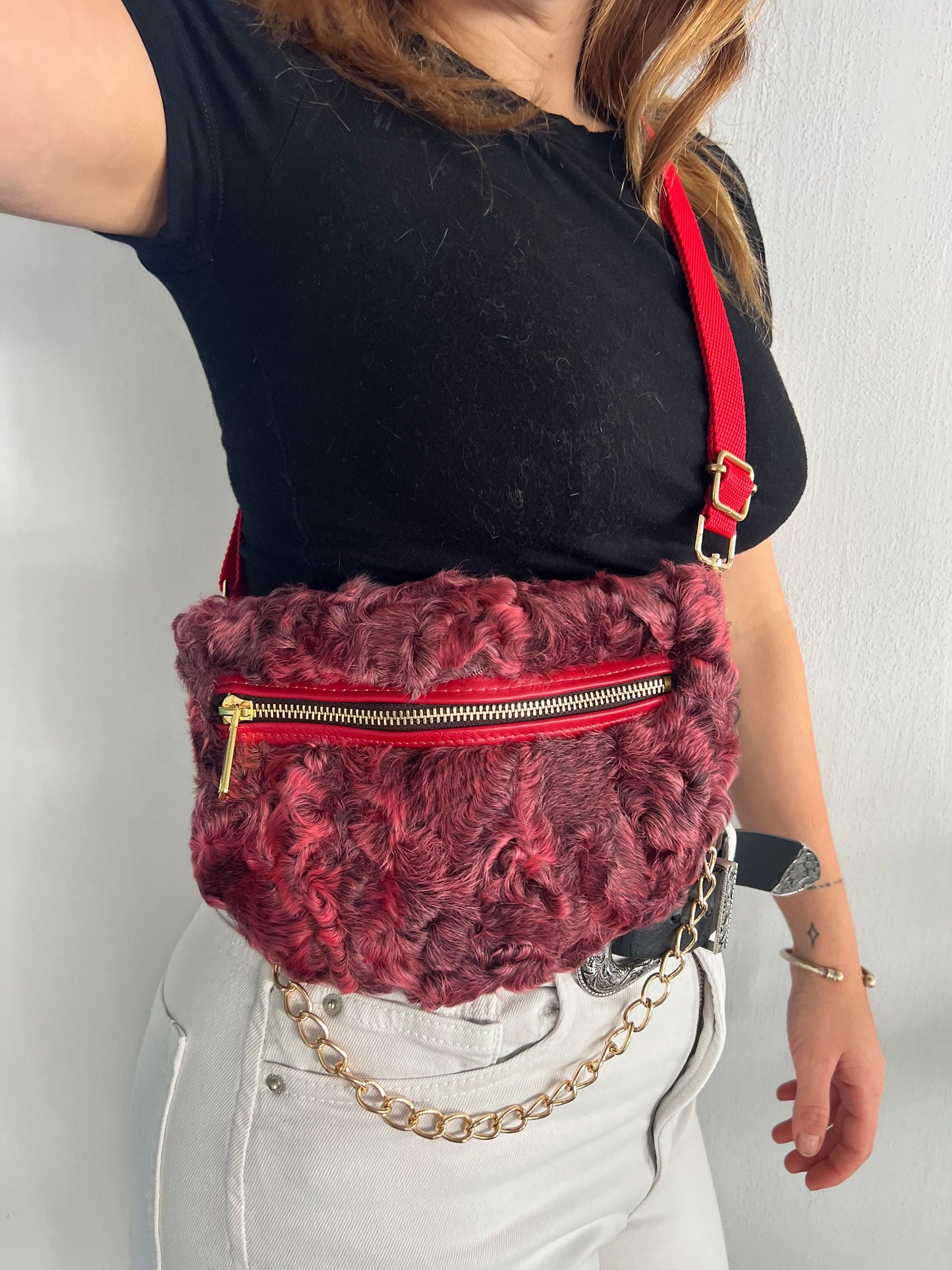 Red Lamb Fur Bumbag with Chain Strap: Luxury Fanny Bag