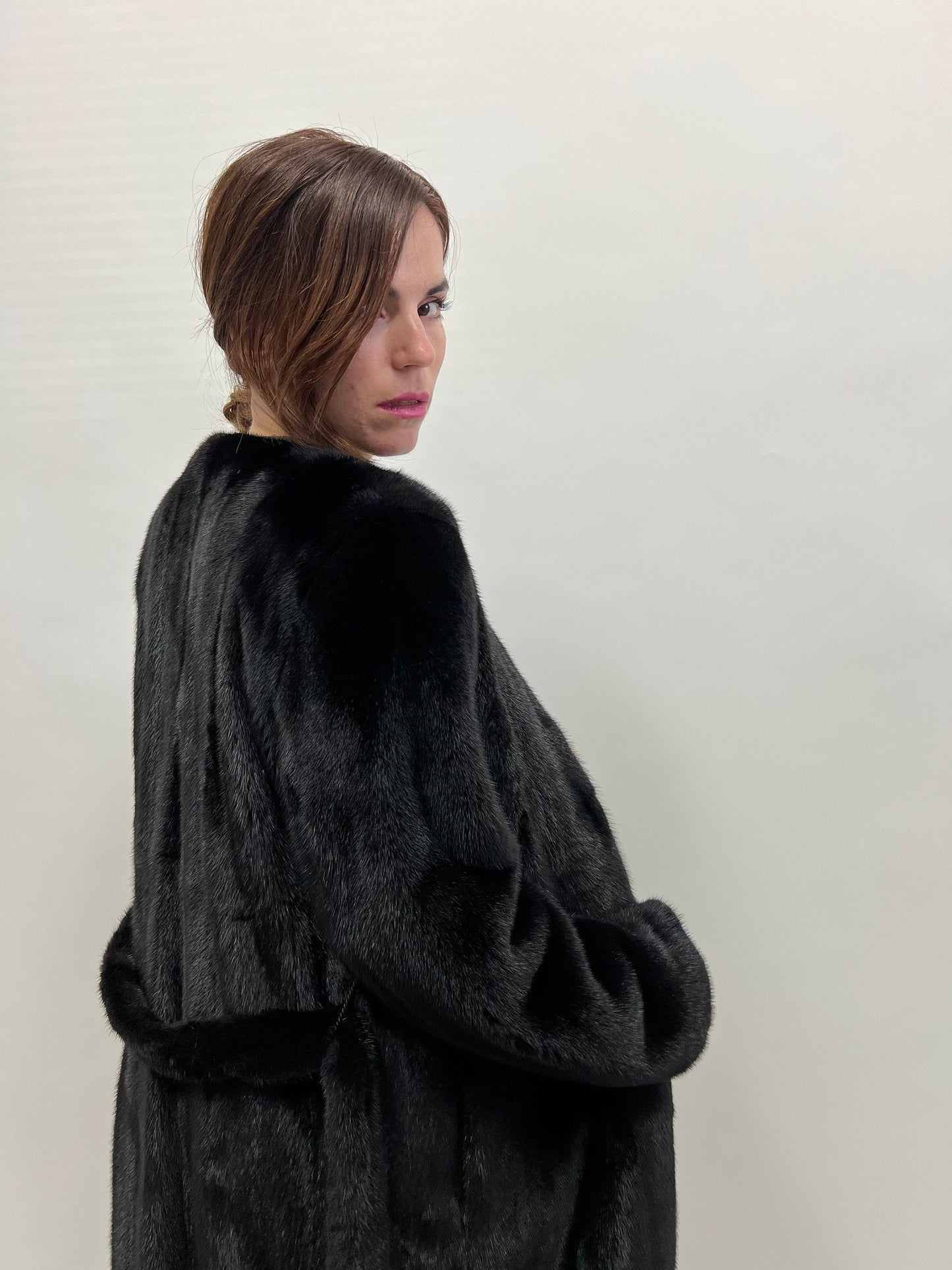 Black Velvet Mink Fur Robe Coat: Saga Male Pelts, Size Small