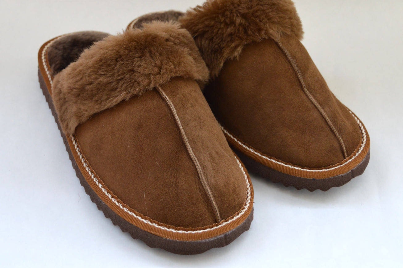Brown Shearling Slippers: Genuine Sheepskin Fur Shoes