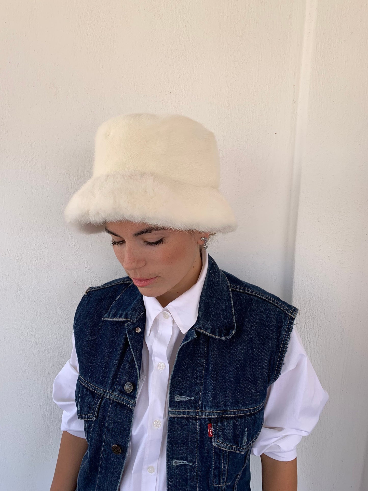 White Mink Fur Bucket Hat: Stylish Winter Warmer