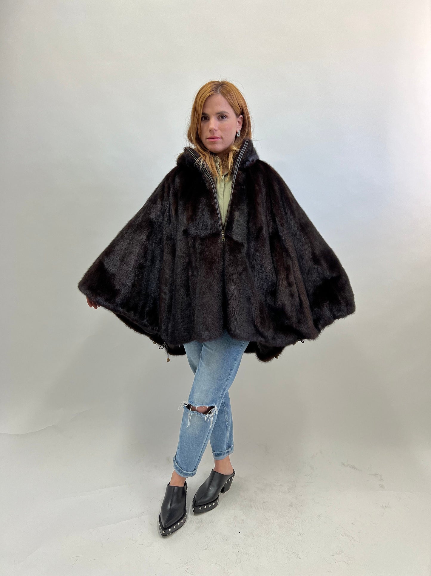 Mahogany Mink Fur Hooded Cape: Luxury Poncho with Pockets