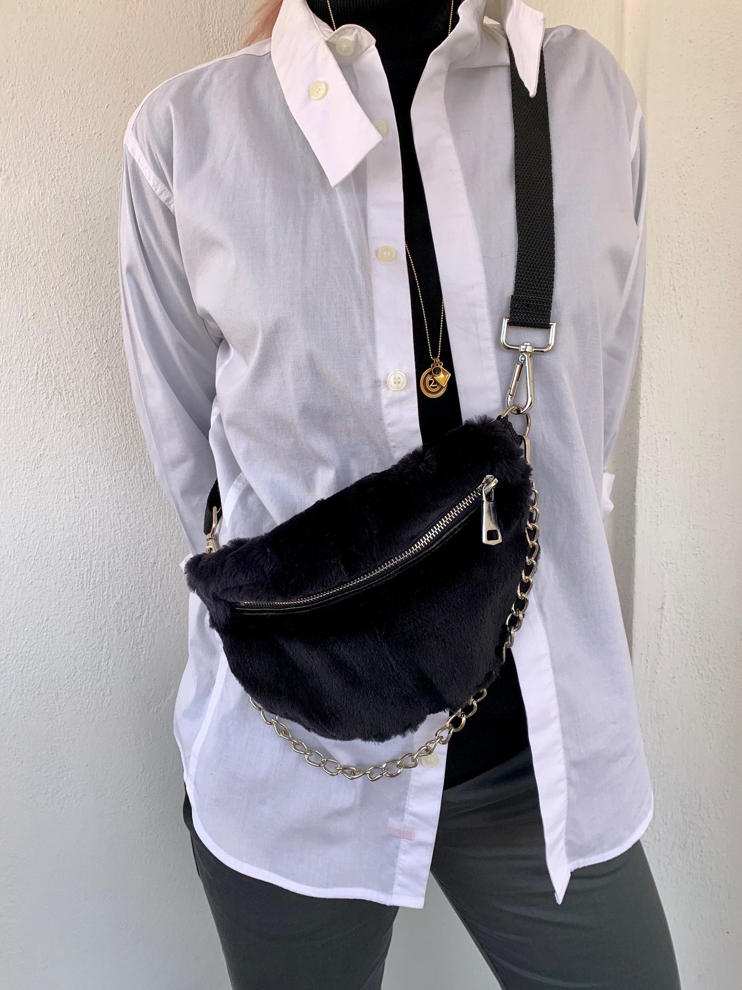 Black Mink Fur Bumbag with Chain: Luxury Fanny Pack