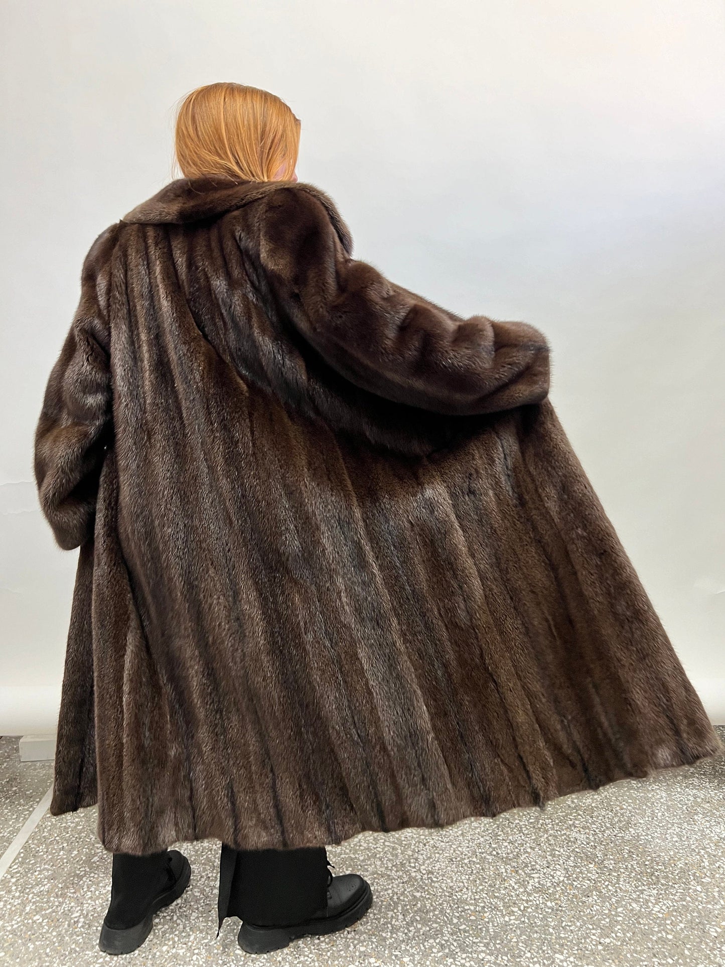 Handmade Brown Mink Fur Coat: Long Collared Stroller, Size Small
