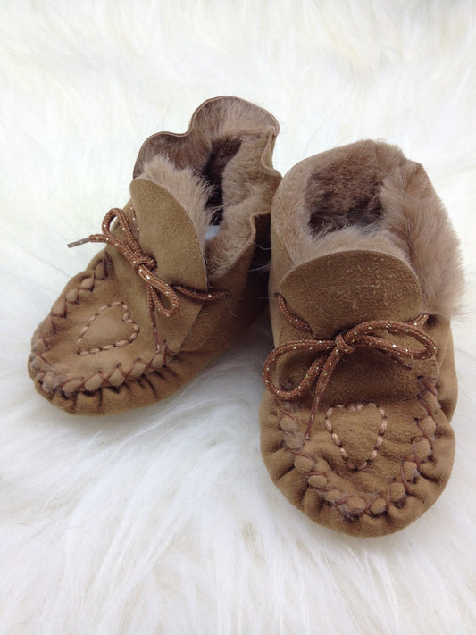 Genuine Shearling Baby Moccasin Boots: Embroidered Crib Shoes