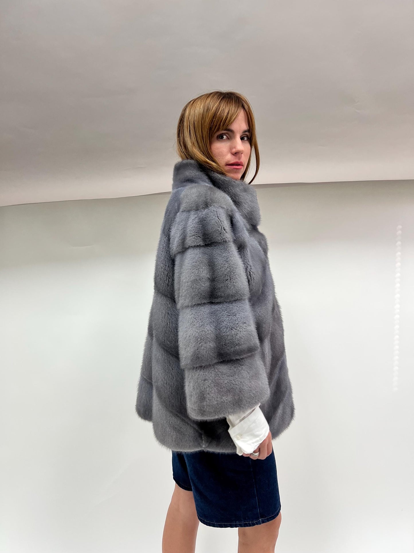 Real Silver Grey Mink Fur Coat - Saga Pelt, High Collar
