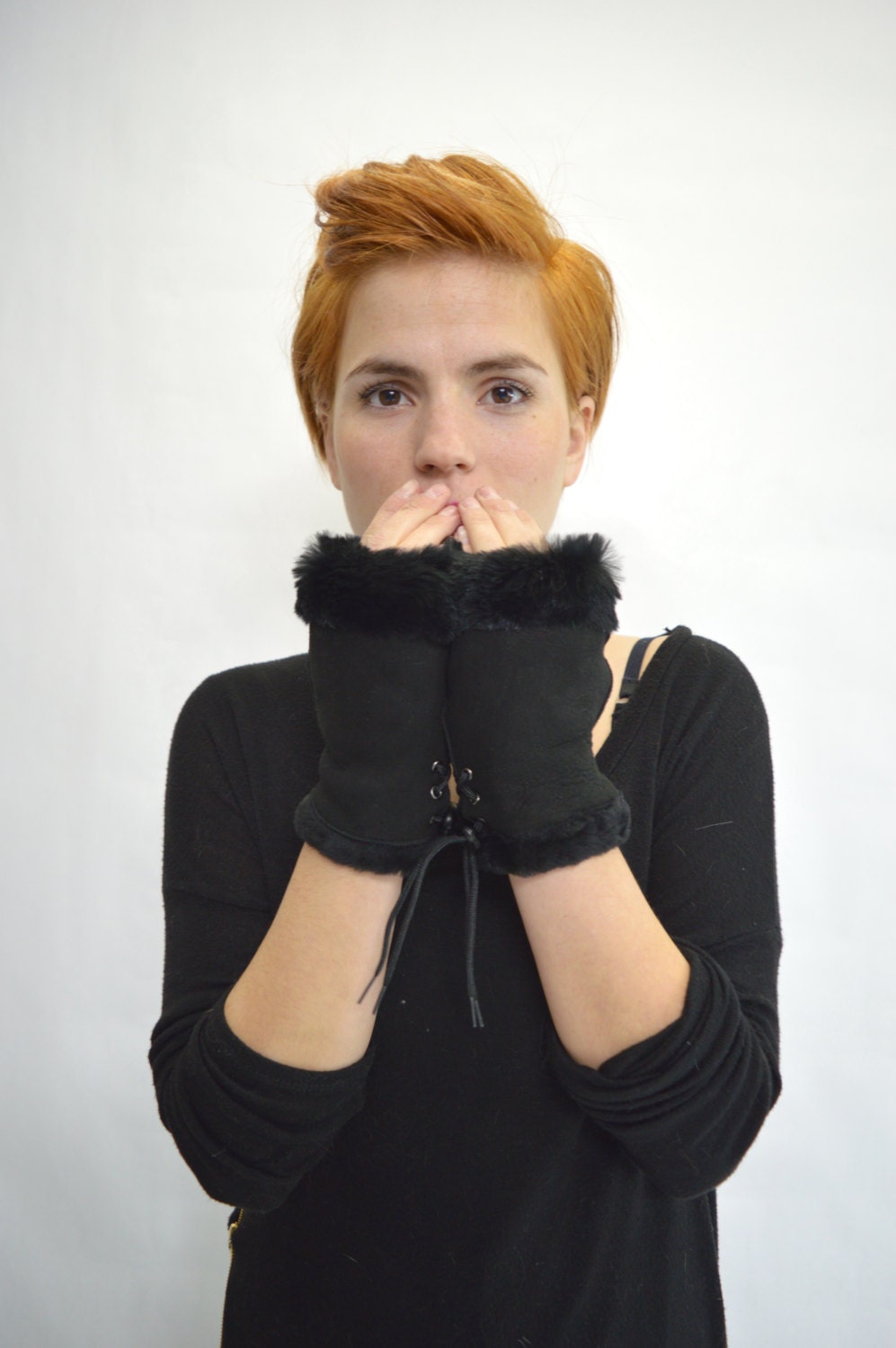 Shearling Fingerless Gloves: Black Rex Rabbit Fur Trim