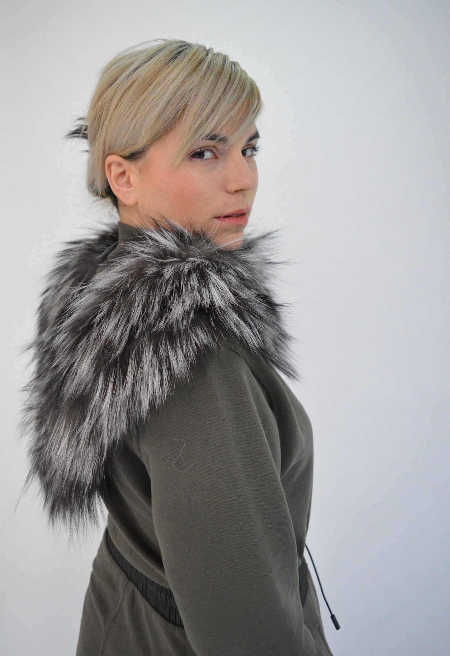 Real Silver Fox Fur Collar: Bridal Winter Stole Shawl