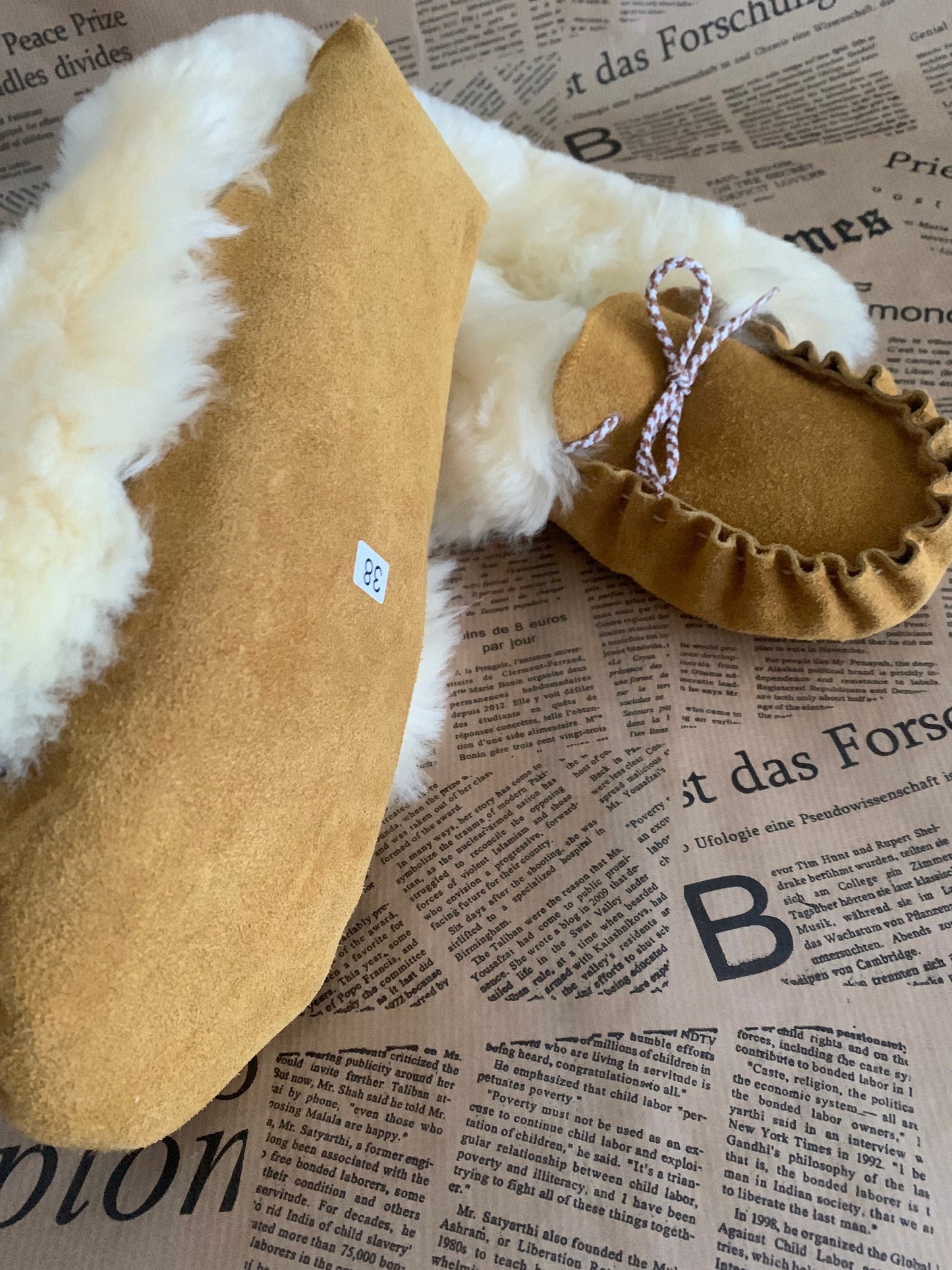Shearling Fur Slippers: Women's Genuine Sheepskin Leather Shoes