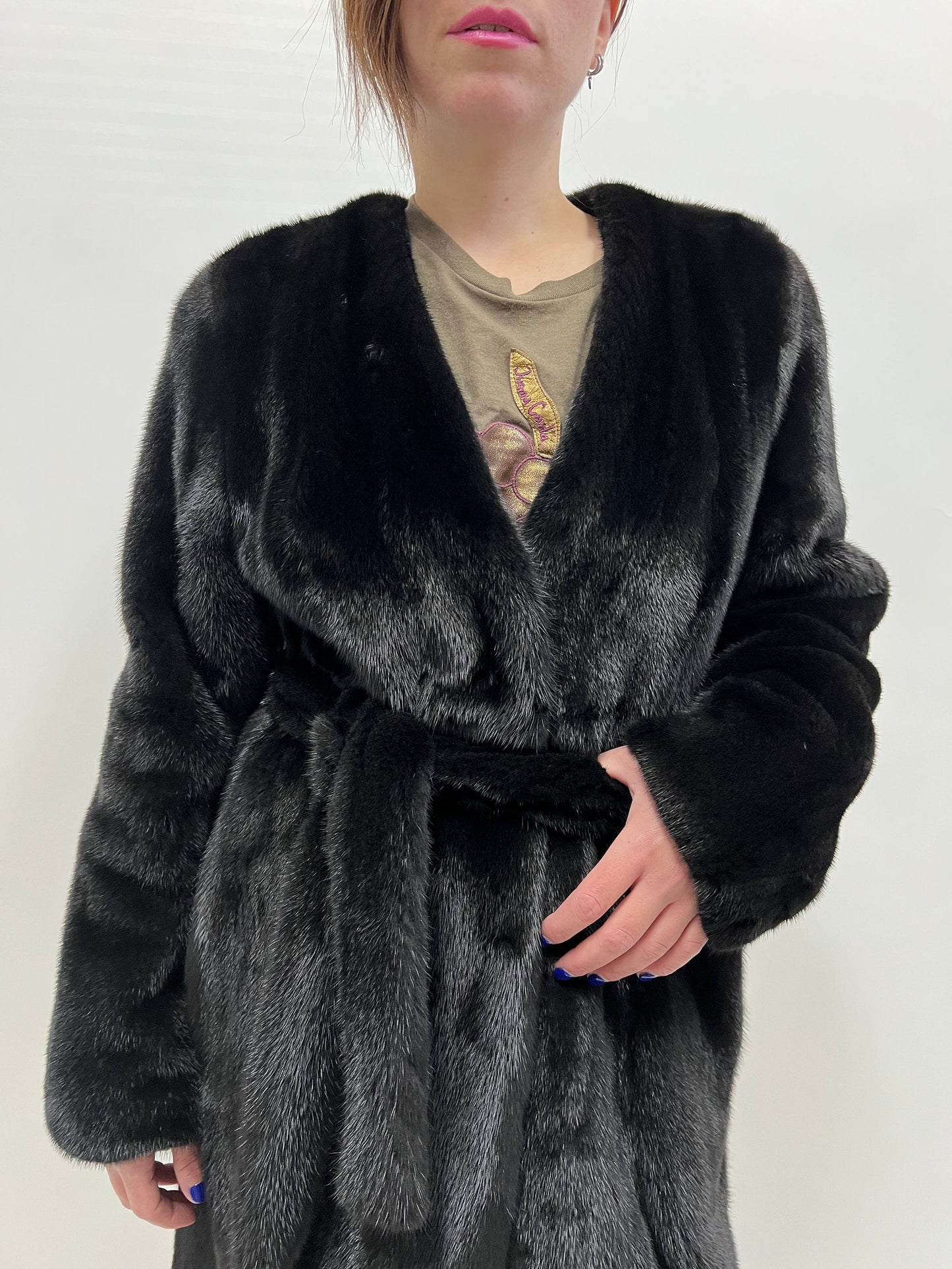 Black Velvet Mink Fur Robe Coat: Saga Male Pelts, Size Small