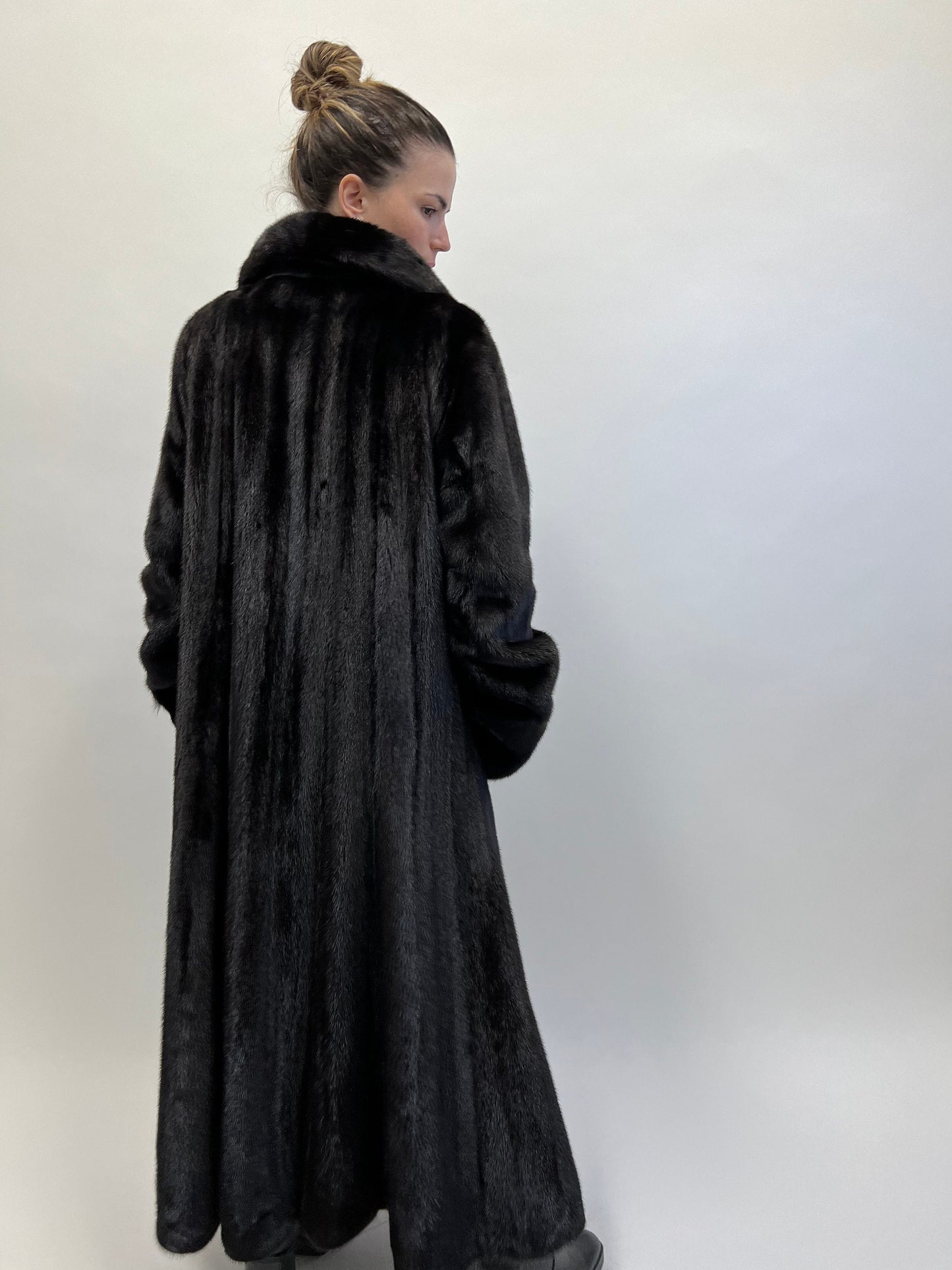 Handmade Black Mink Fur Long Coat: Luxury Godet Style
