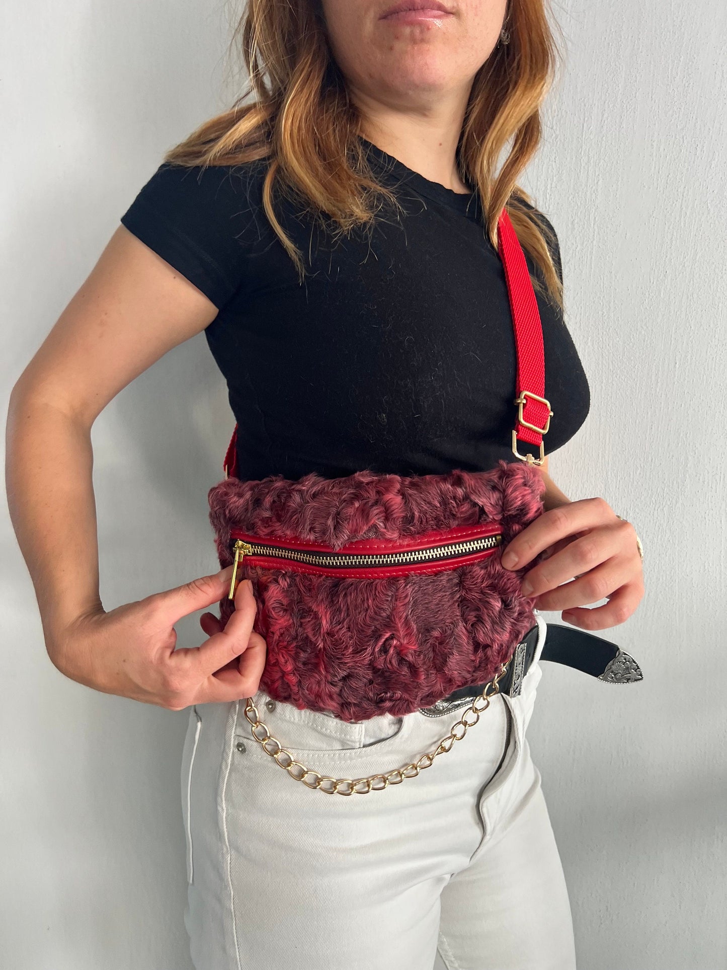 Red Lamb Fur Bumbag with Chain Strap: Luxury Fanny Bag