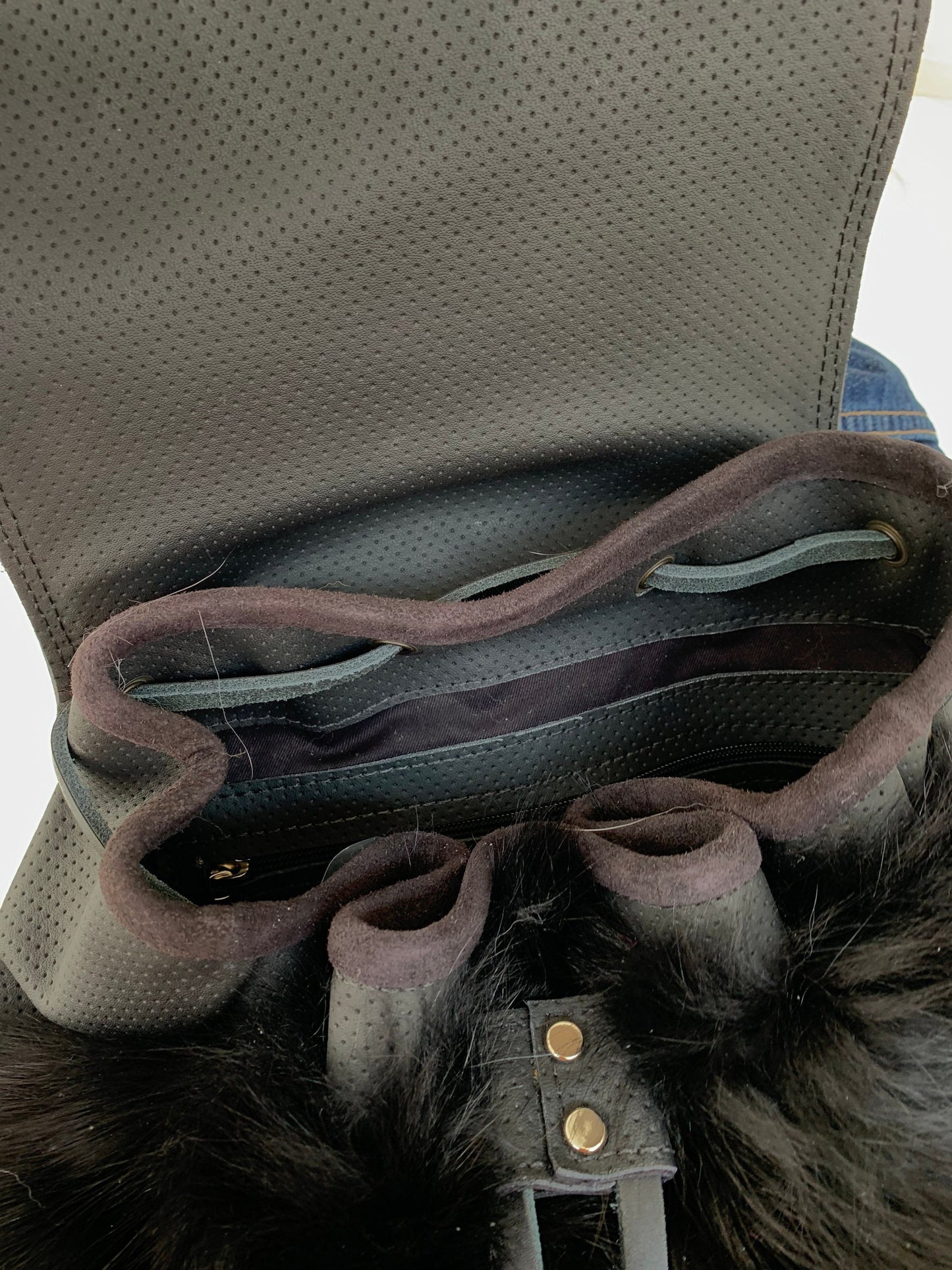 Real Leather Fox Fur Backpack: Black Rucksack with Adjustable Straps