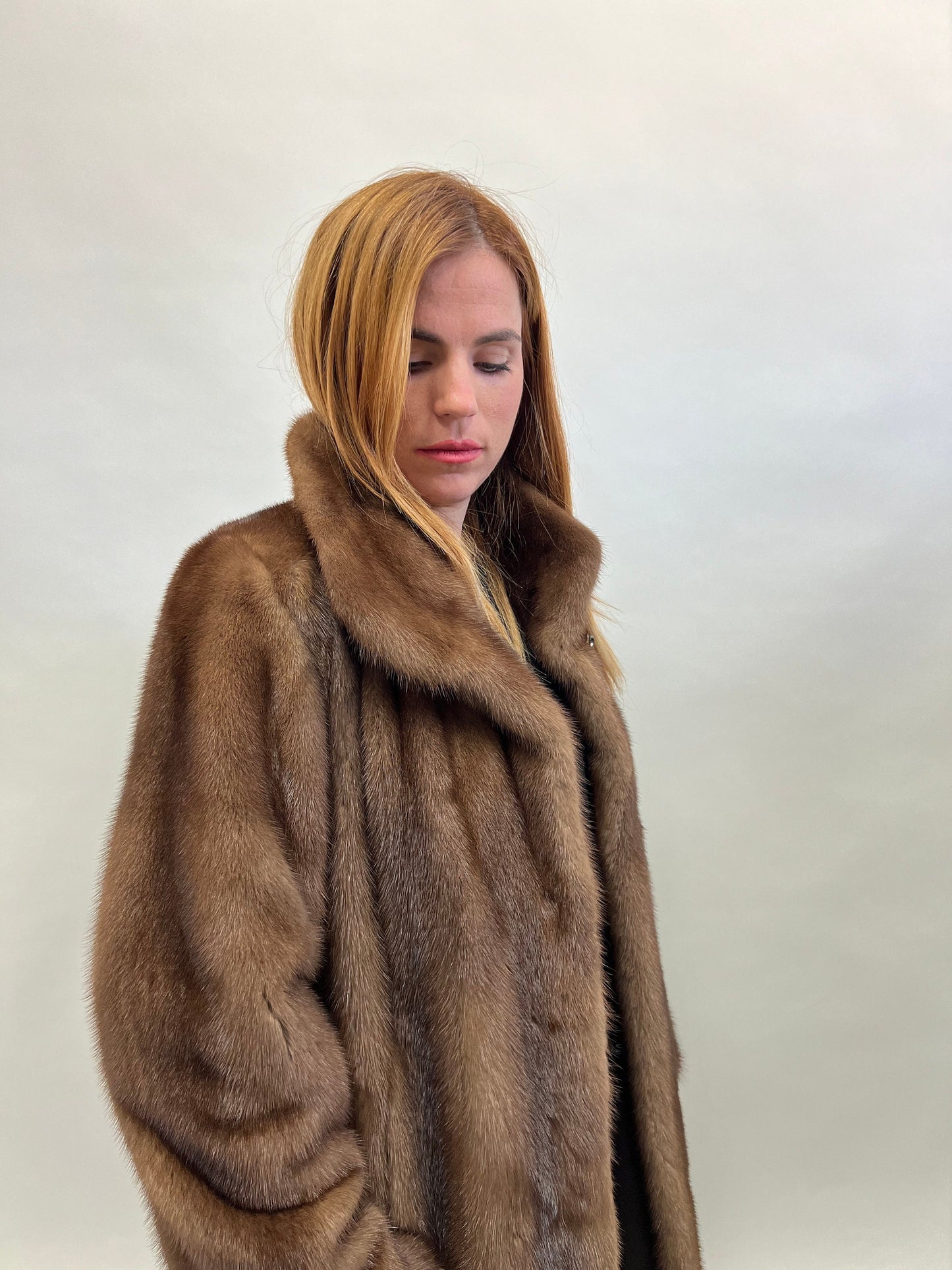 Handmade Demi Buff Mink Fur Coat: Long Collared Stroller, Medium/XLarge