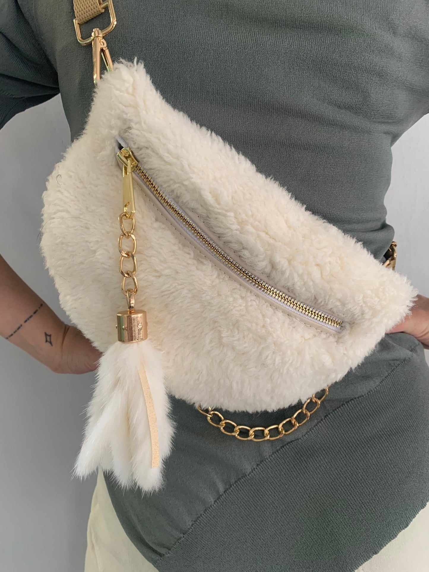 White Sheepskin Fur Bumbag: Multi-Wearable Shearling Fanny Bag
