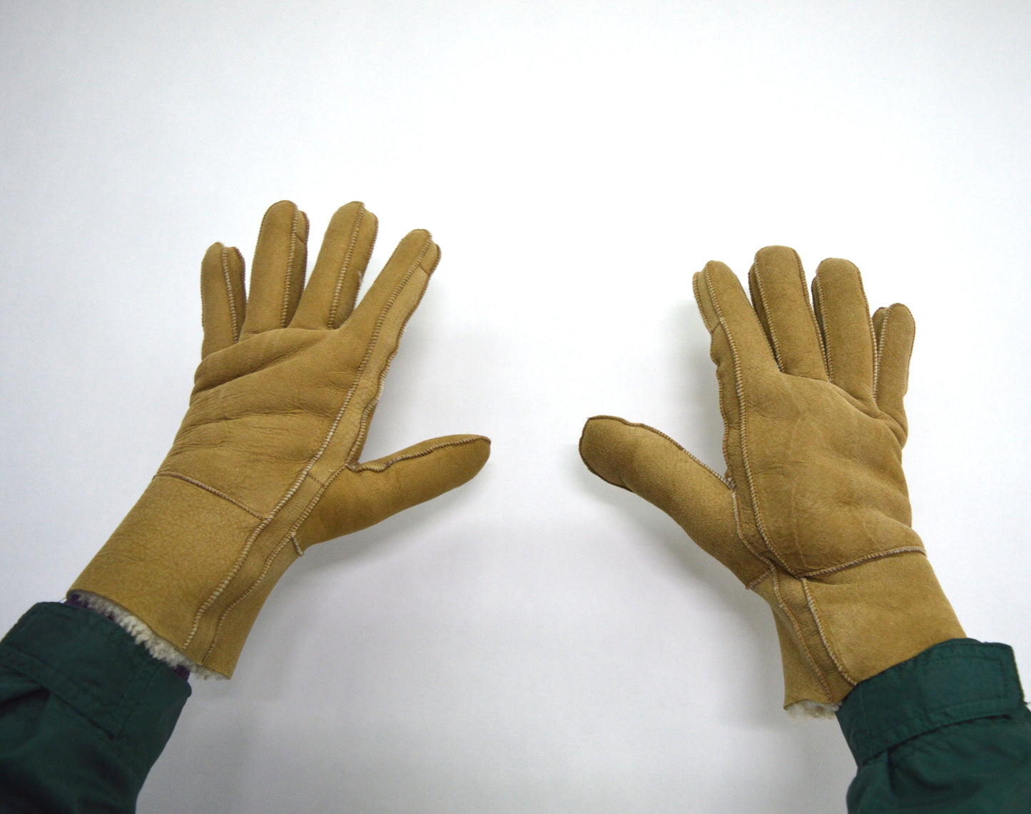 Shearling Fur Mittens: Genuine Sheepskin Gloves, Unisex Winter Warmth