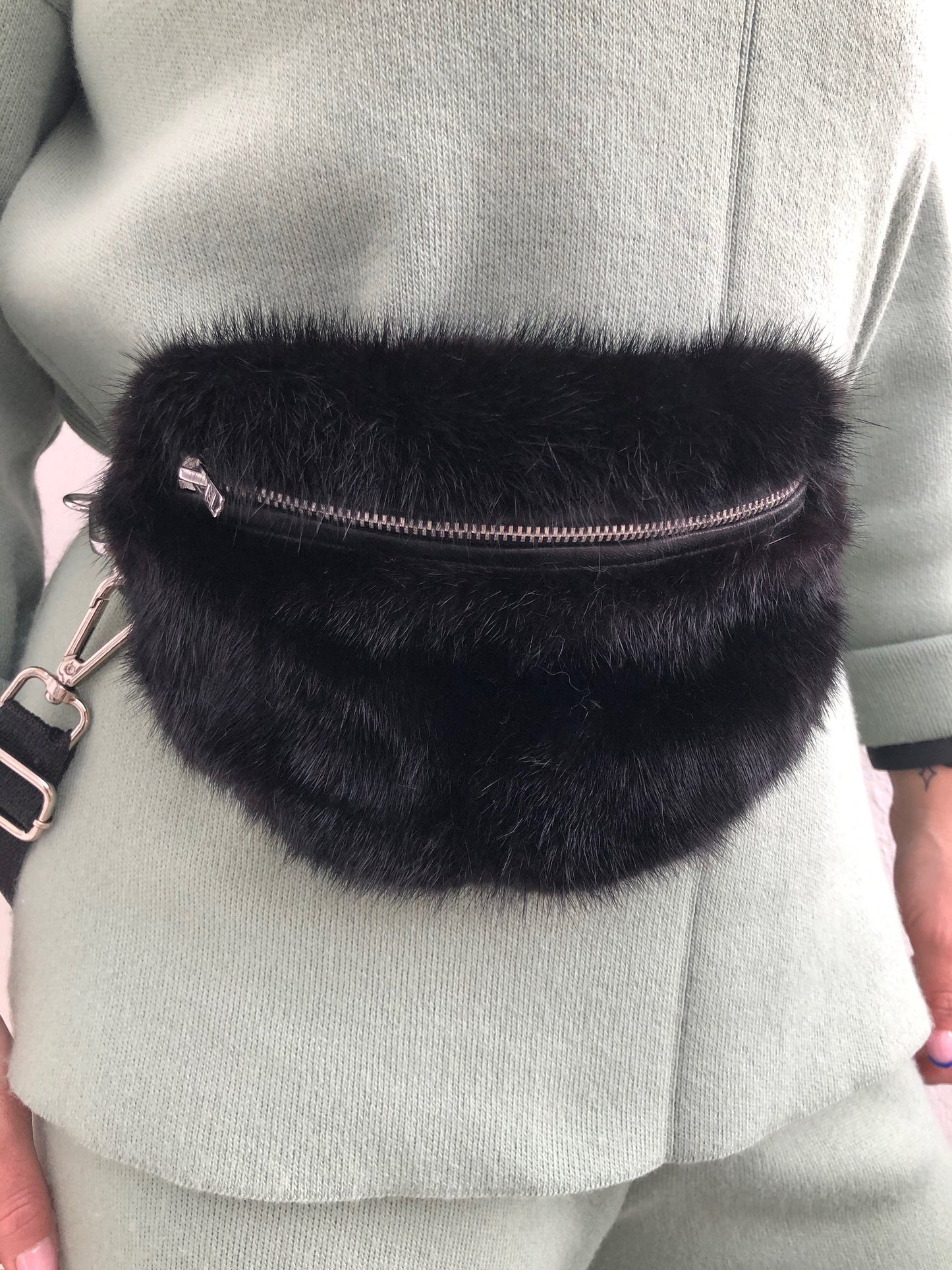Black Mink Fur Bumbag with Chain: Luxury Fanny Pack