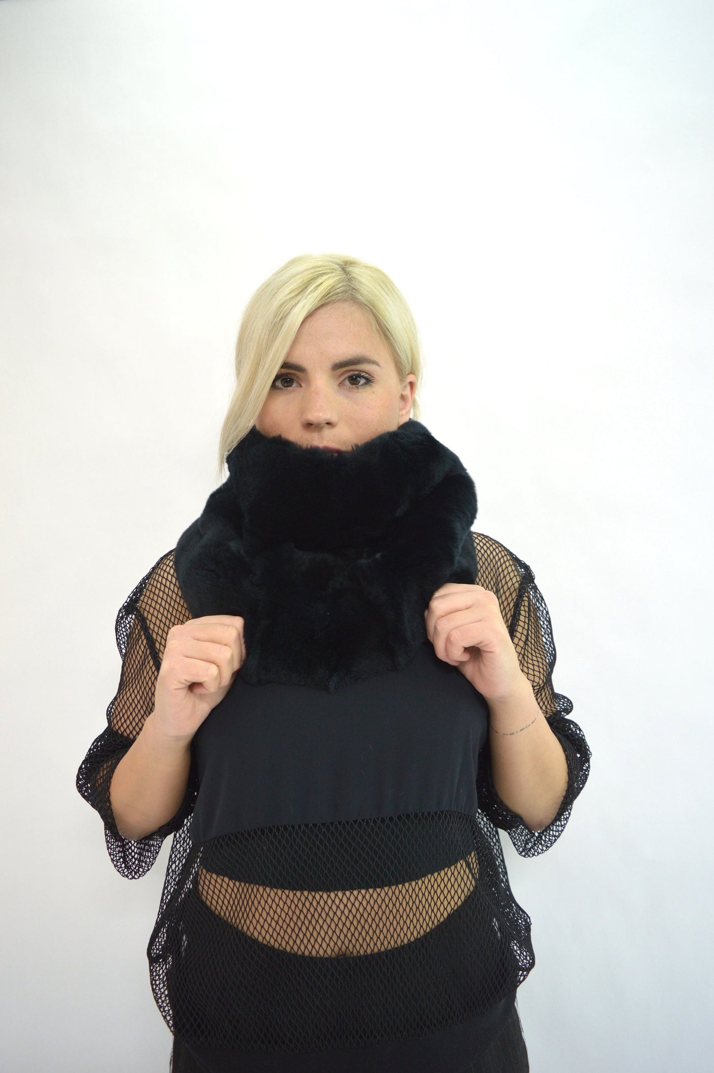 Real Rex Rabbit Fur Cowl: Black Loop Scarf