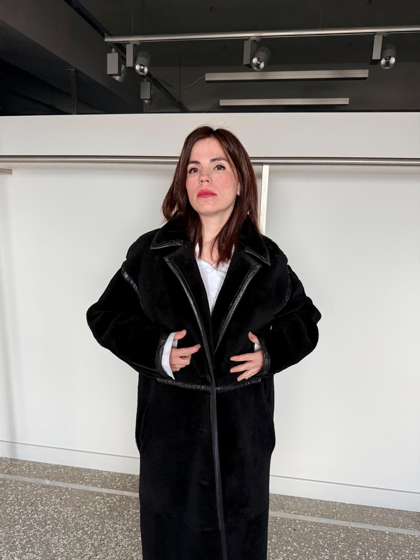 Reversible Black Shearling Fur coat :Extremely warm Sheepskin long Coat with genuine leather.