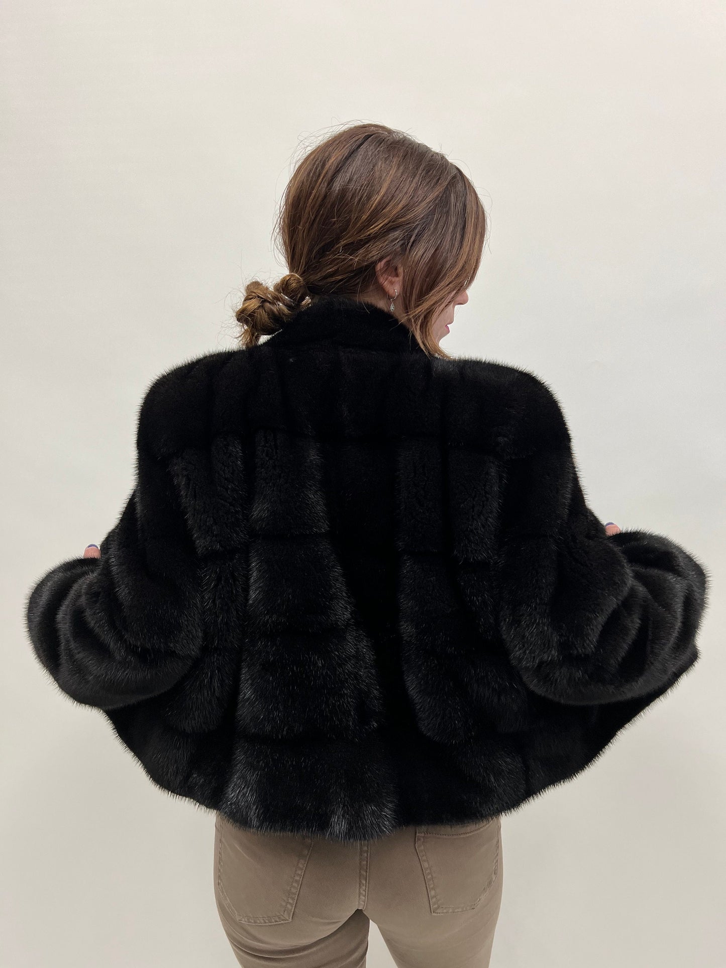 Blackglama Mink Fur Bolero Jacket: Black Horizontal Collar