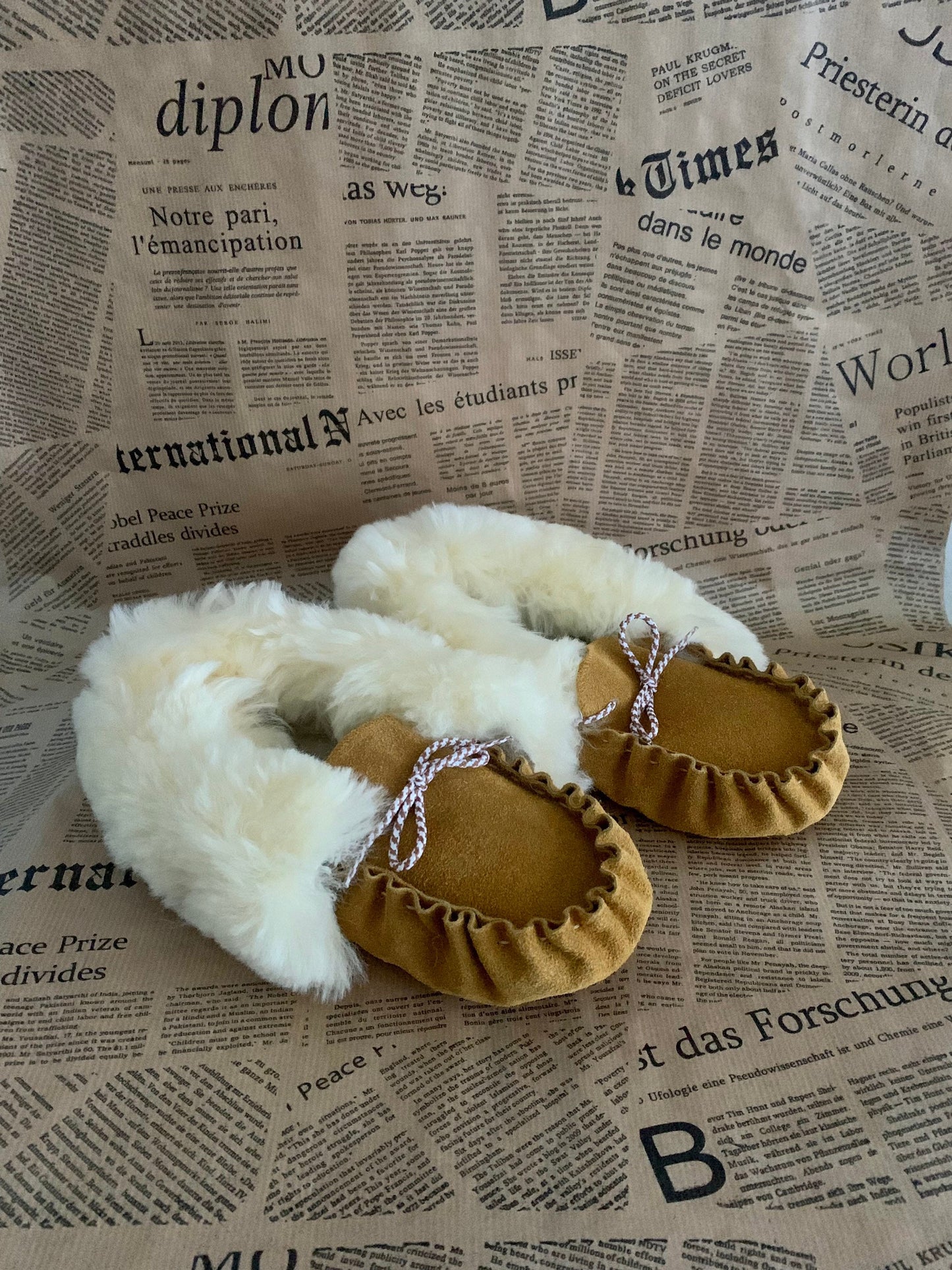 Shearling Fur Slippers: Women's Genuine Sheepskin Leather Shoes