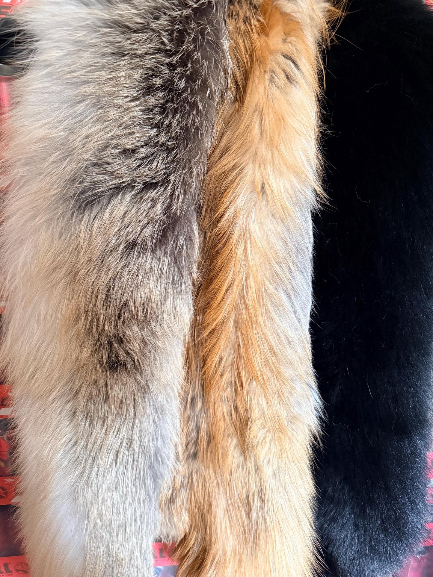 Natural Fox Fur Scarf: Genuine Long Fur Stole.