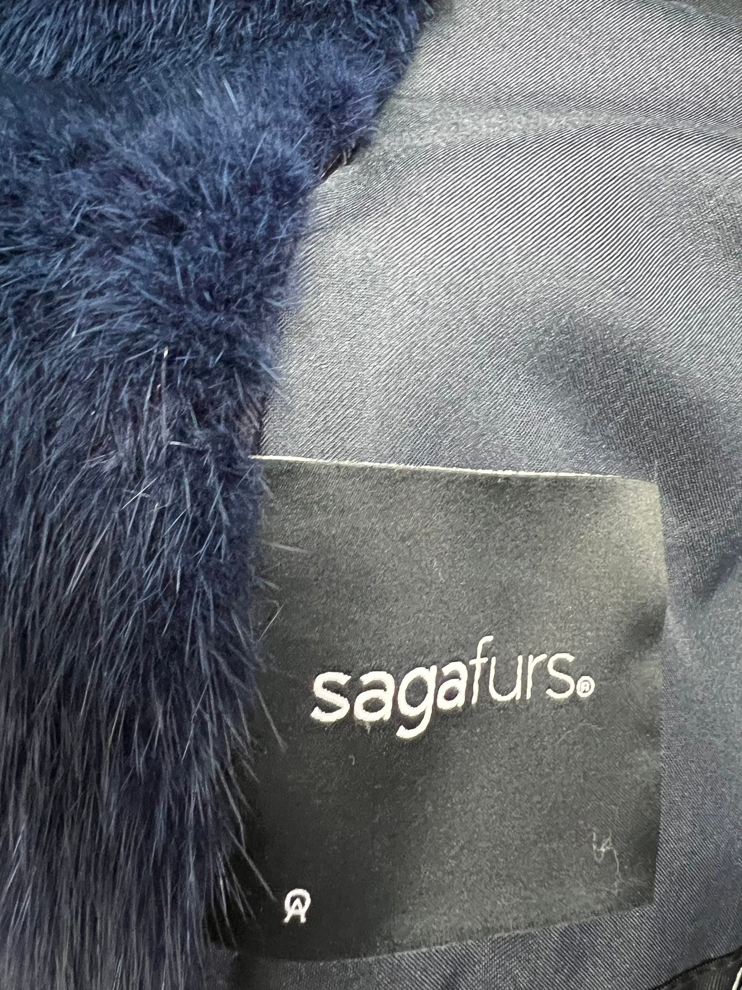 Handmade Navy Blue Mink Fur Coat: Collared Belted Stroller, Large