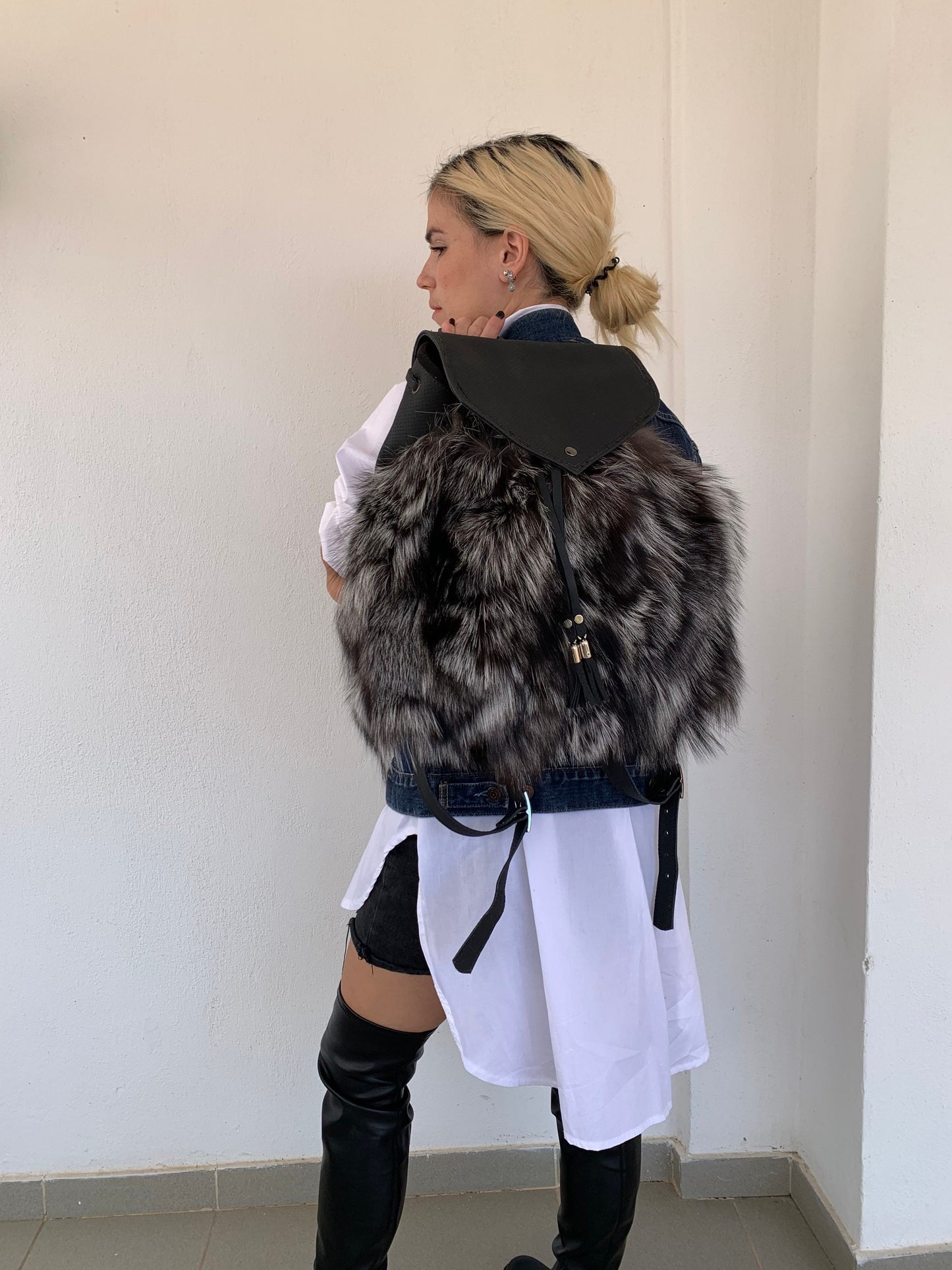 Real Leather & Silver Fox Fur Backpack: Adjustable Straps