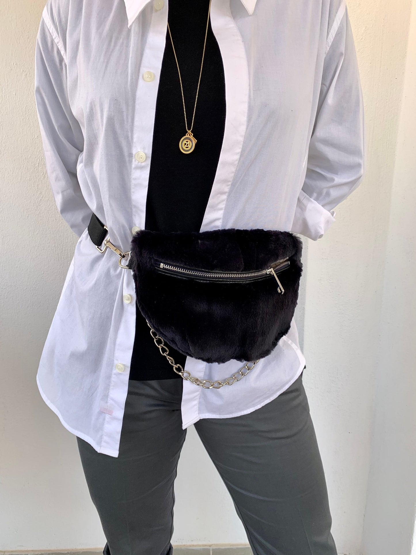 Black Mink Fur Bumbag with Chain: Luxury Fanny Pack