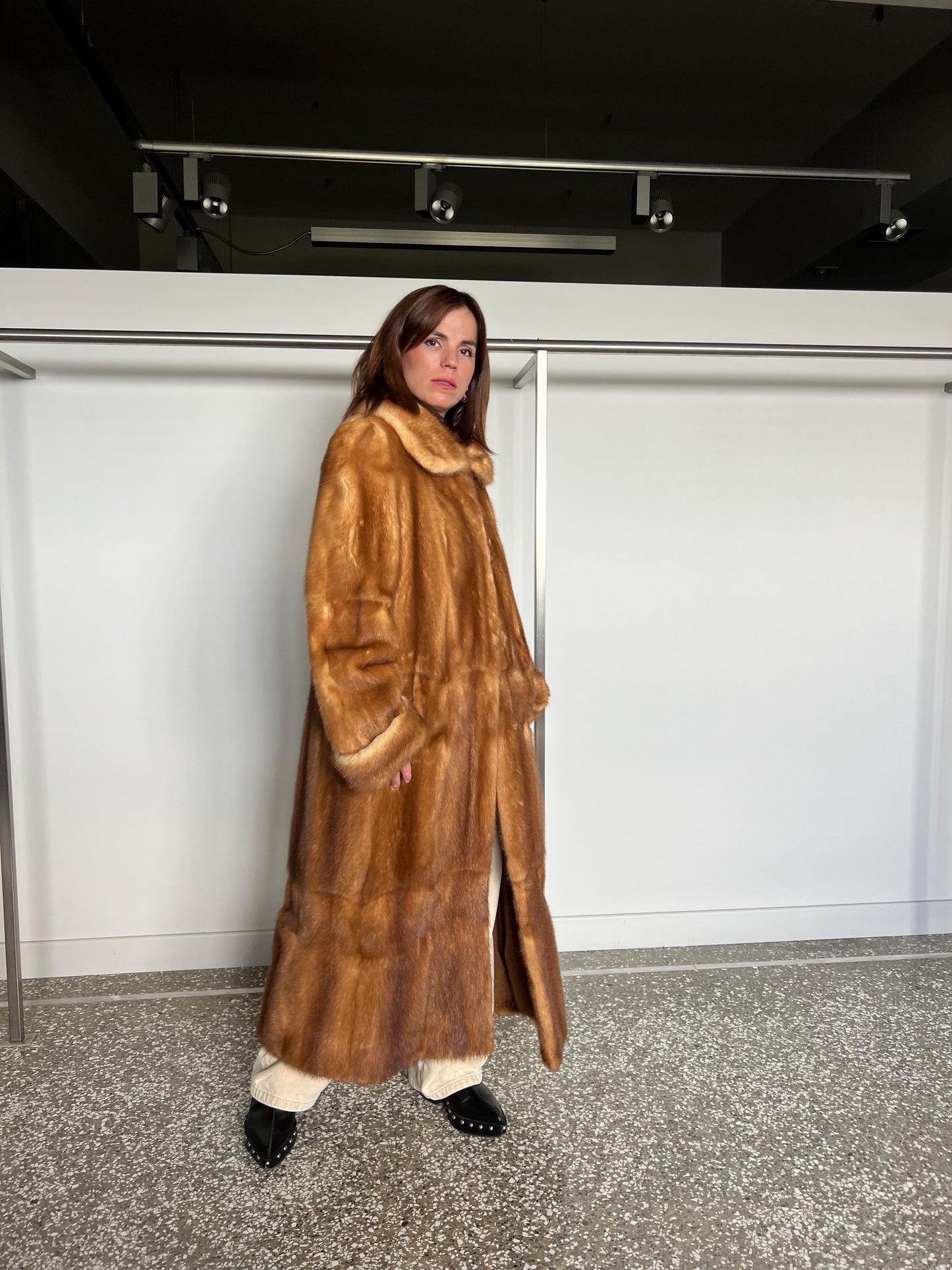 Handmade Golden Mink Fur Coat: Full Length Luxury Saga Stroller