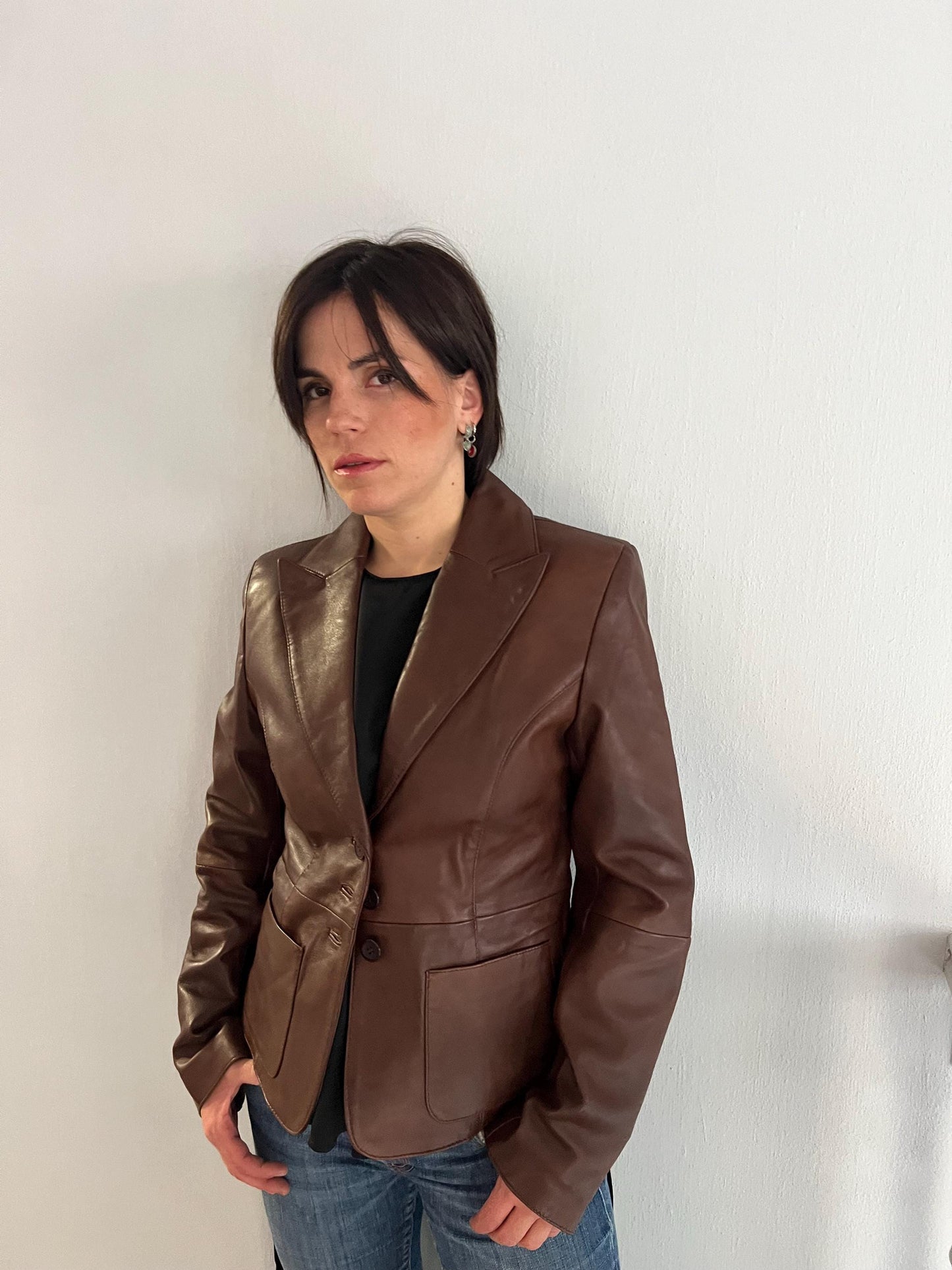 Handmade Nappa Lamb Leather Jacket in choco Brown - Fitted leather blazer with button closure.