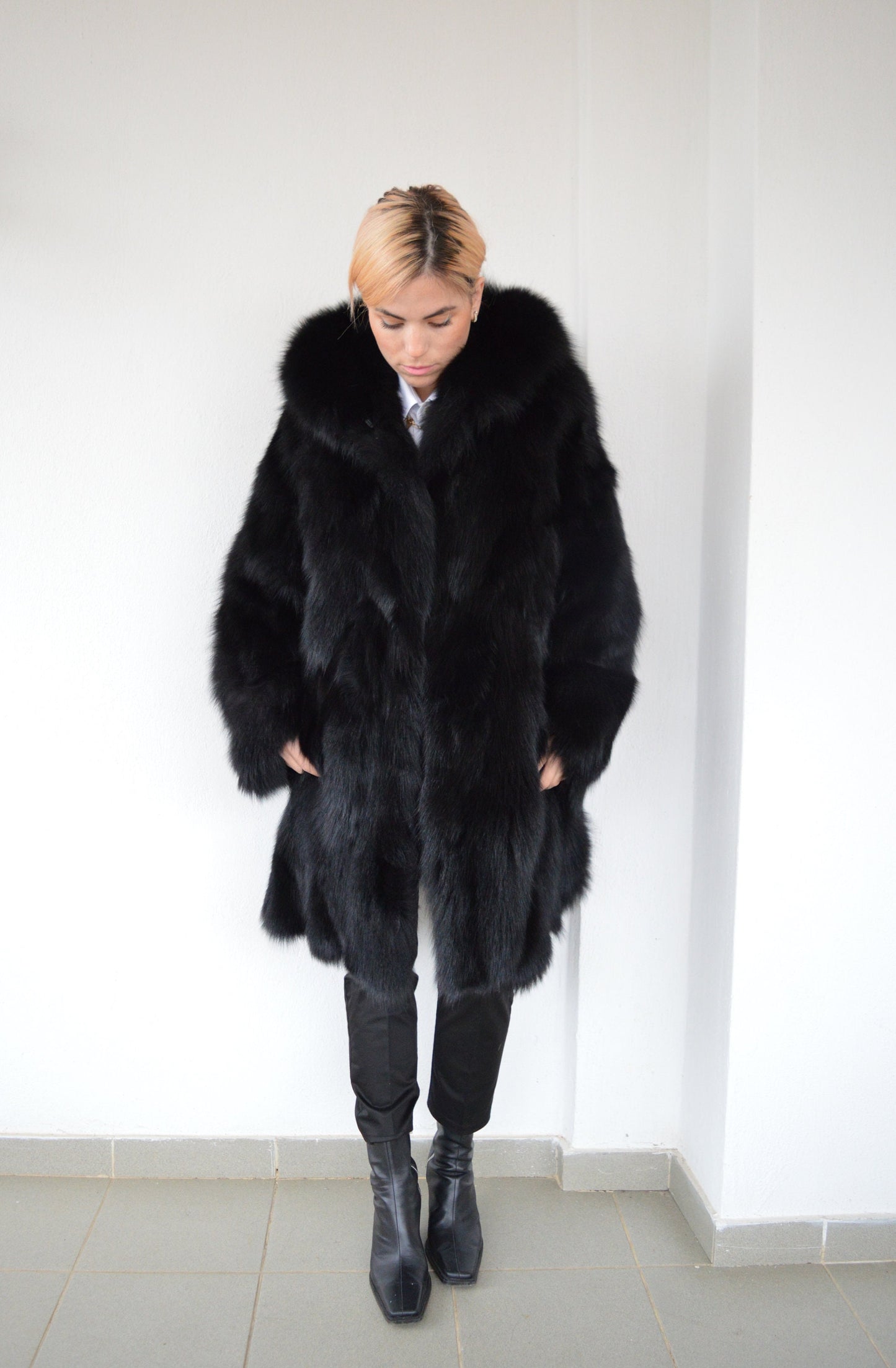 Handmade Black Fox Fur Hooded Coat: Luxury Winter Stroller