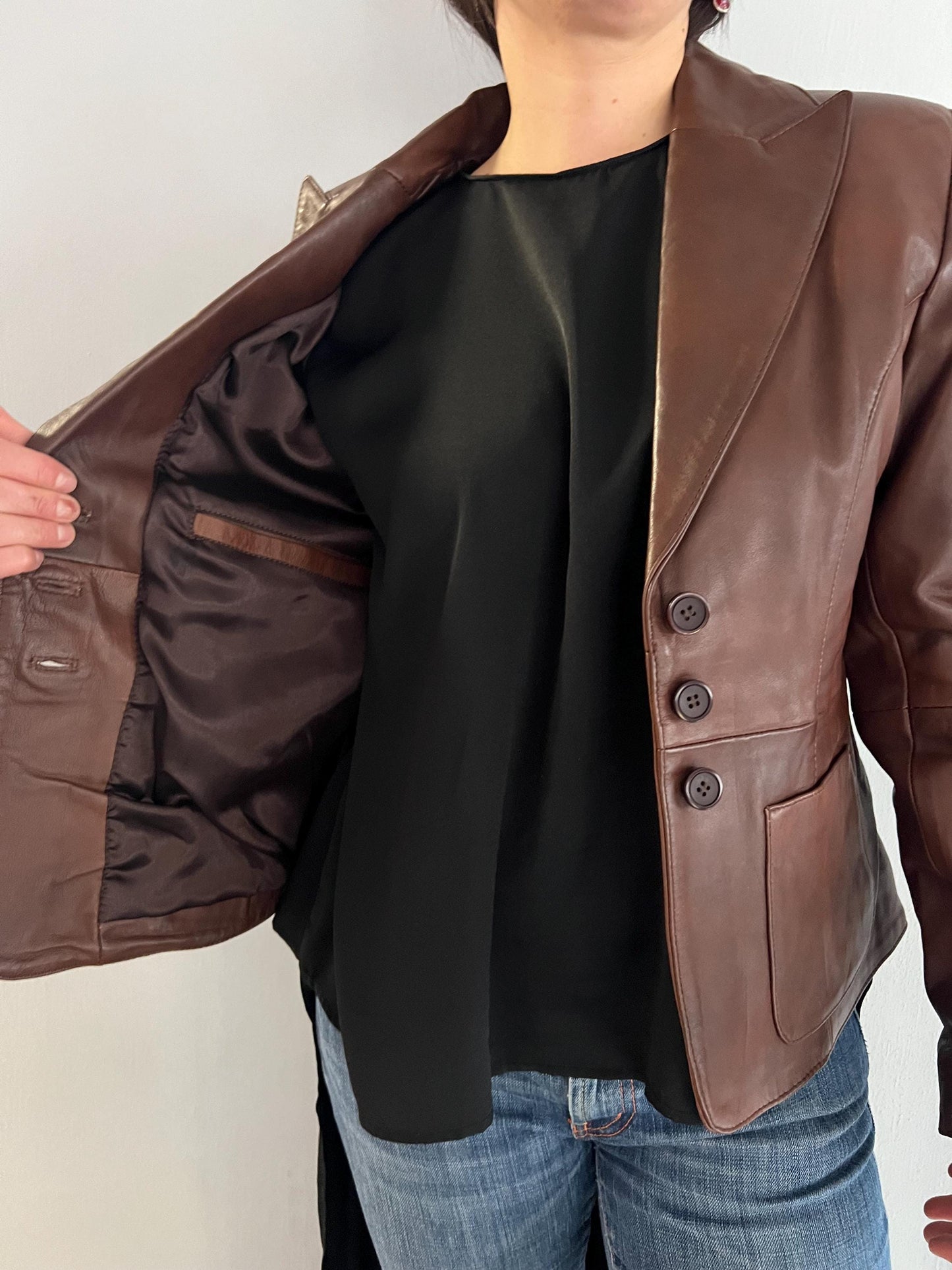 Handmade Nappa Lamb Leather Jacket in choco Brown - Fitted leather blazer with button closure.